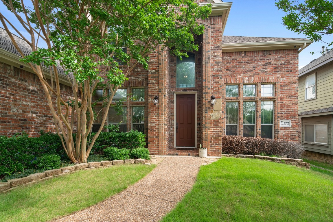 1904 Chessington Lane Mckinney TX 75072
