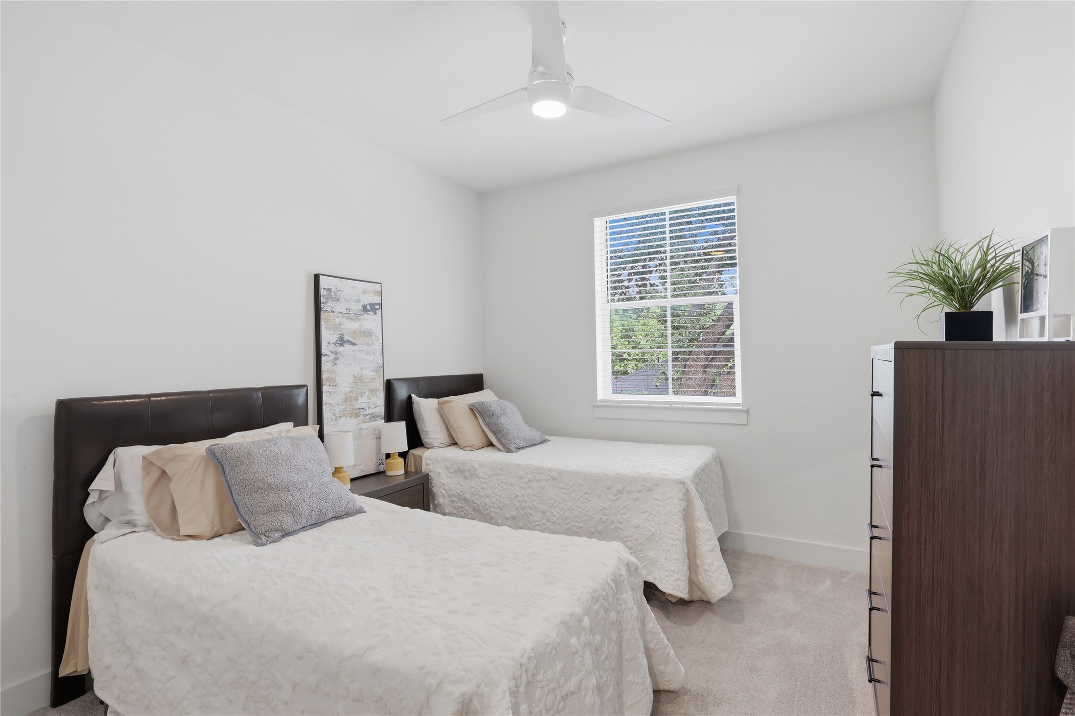 1005 Mount Auburn Avenue Dallas TX 75223