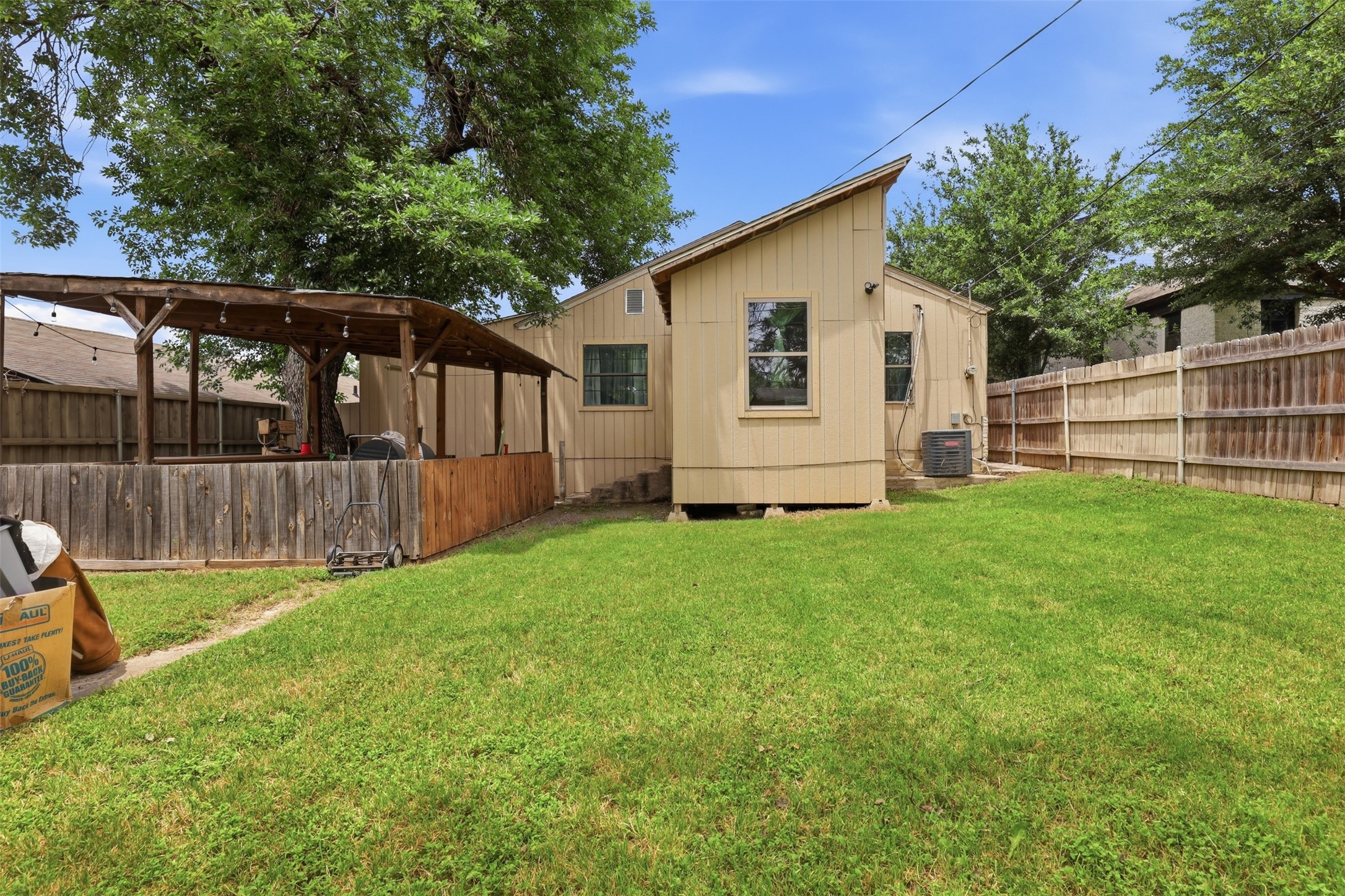 3104 Avenue L Fort Worth TX 76105