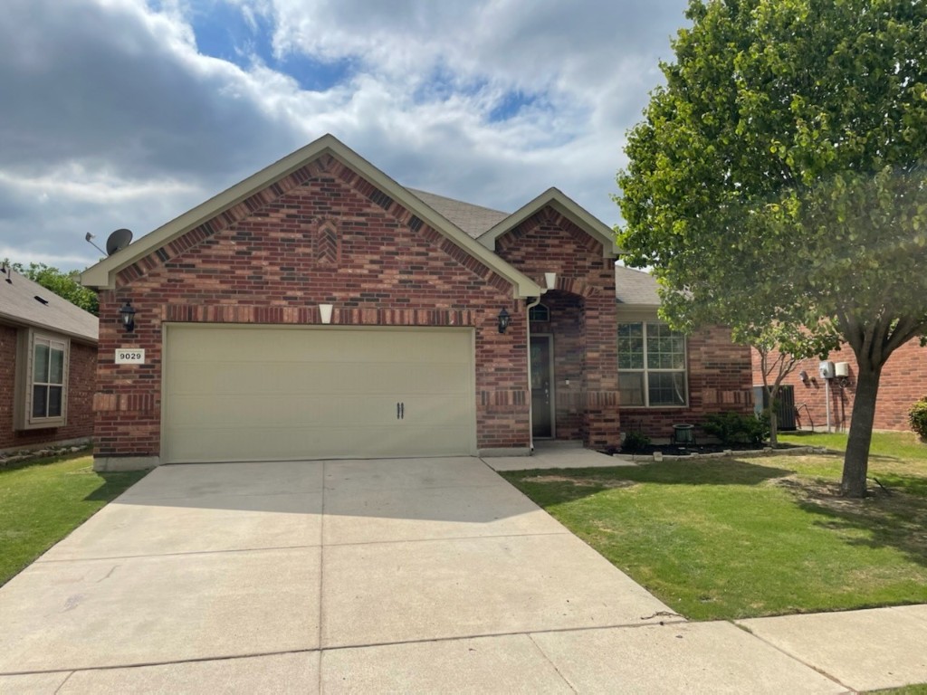 9029 Graywolf Ridge Trail Fort Worth TX 76244