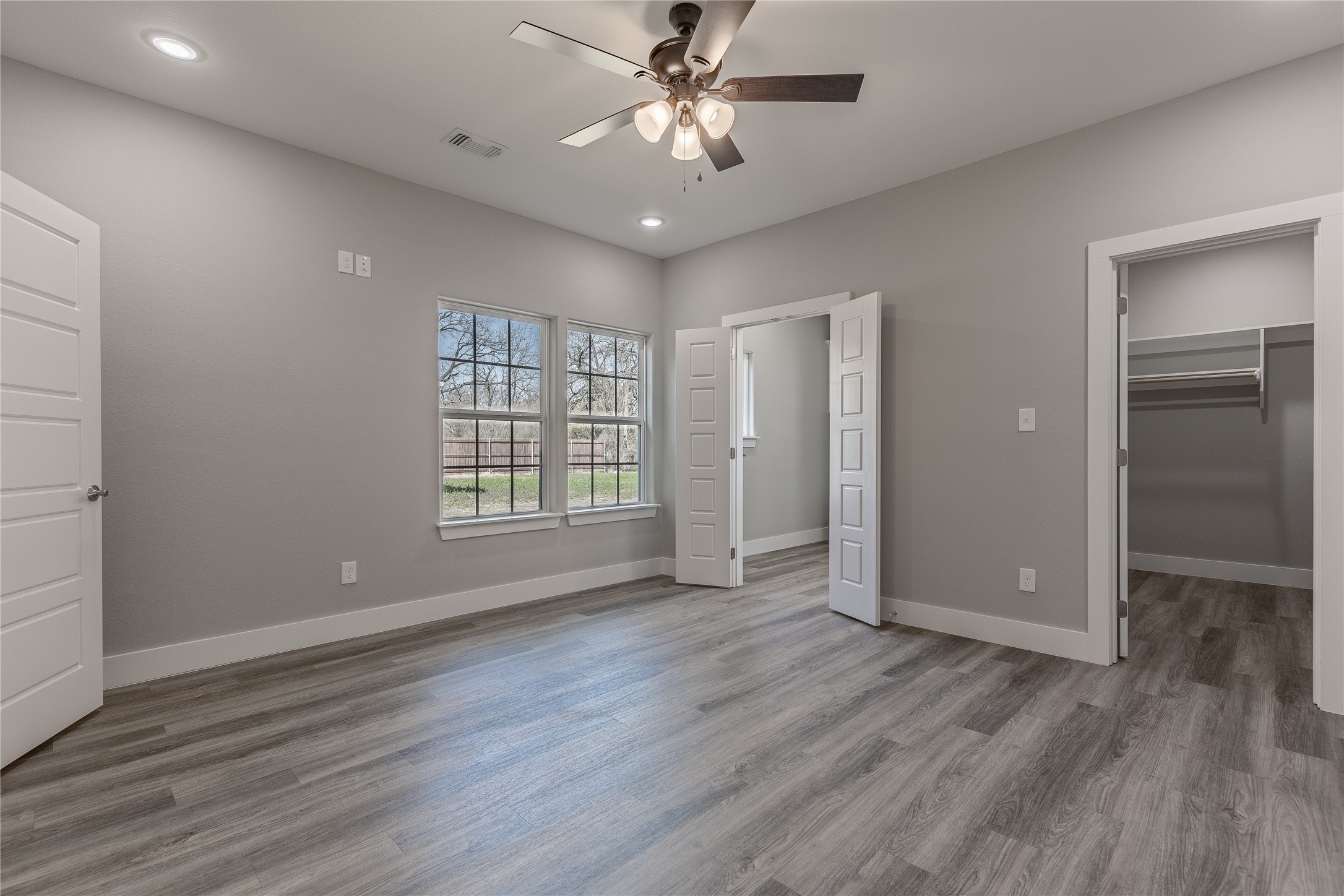 1219 S Montgomery Street Sherman TX 75090