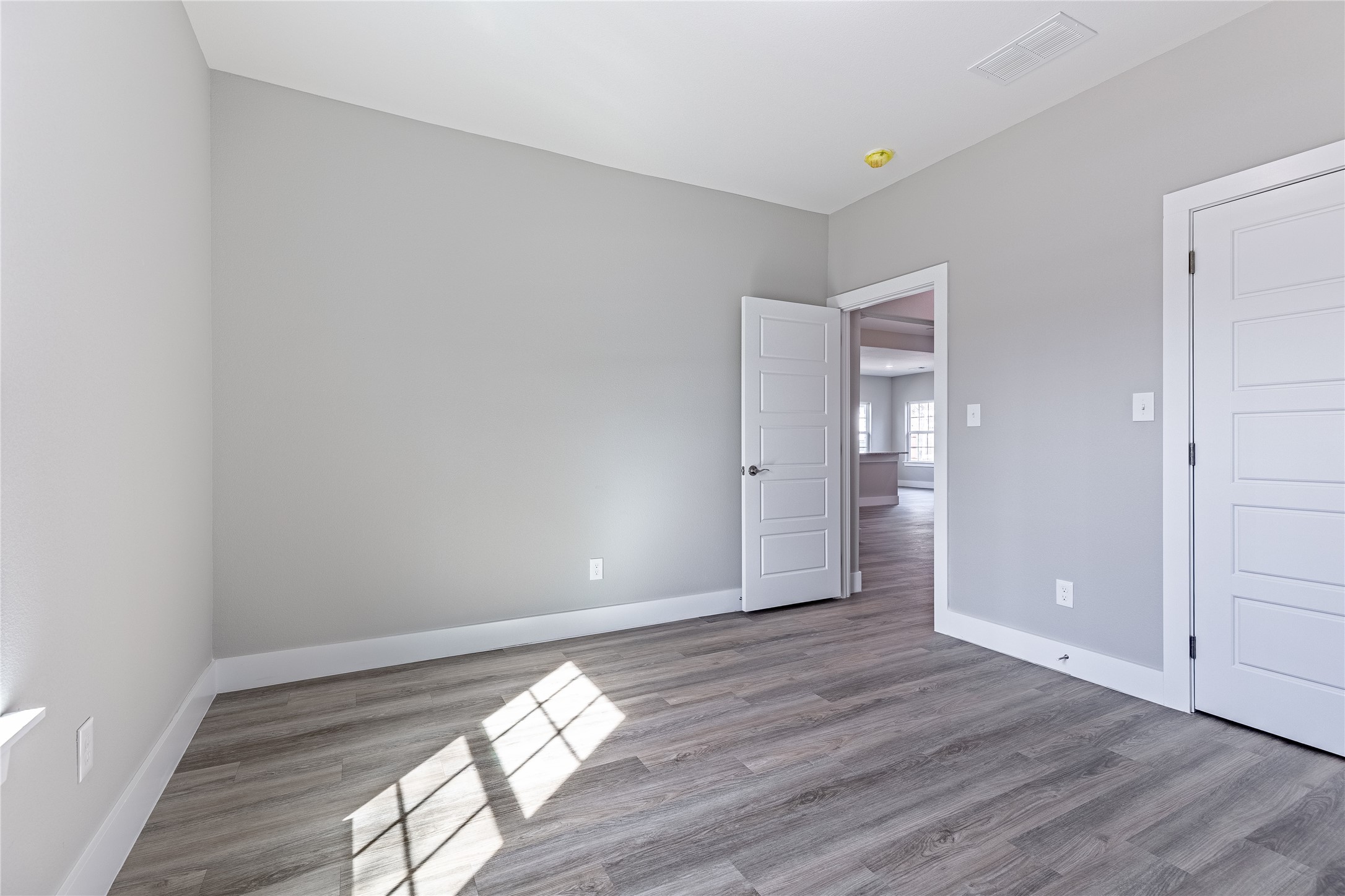 1219 S Montgomery Street Sherman TX 75090