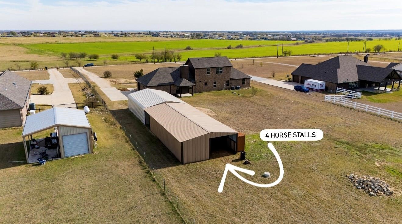 186 County Road 4430 Rhome TX 76078