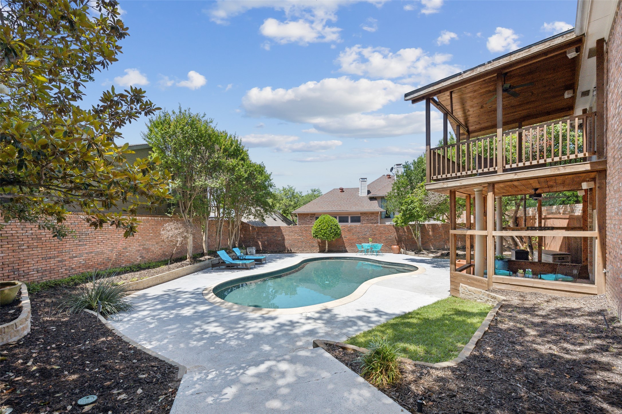4142 Crossing Lane Dallas TX 75220