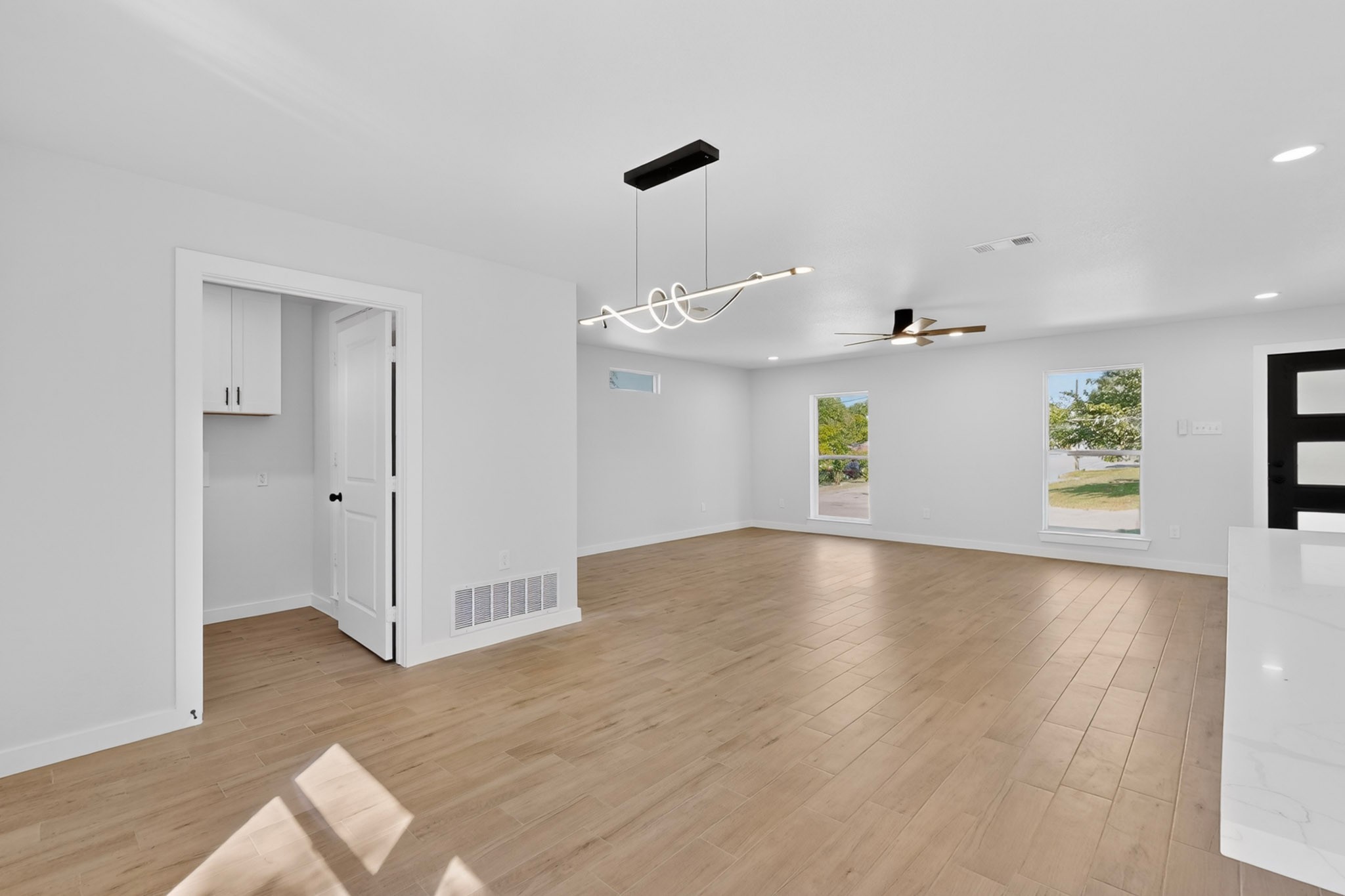 3853 Happy Canyon Drive Dallas TX 75241