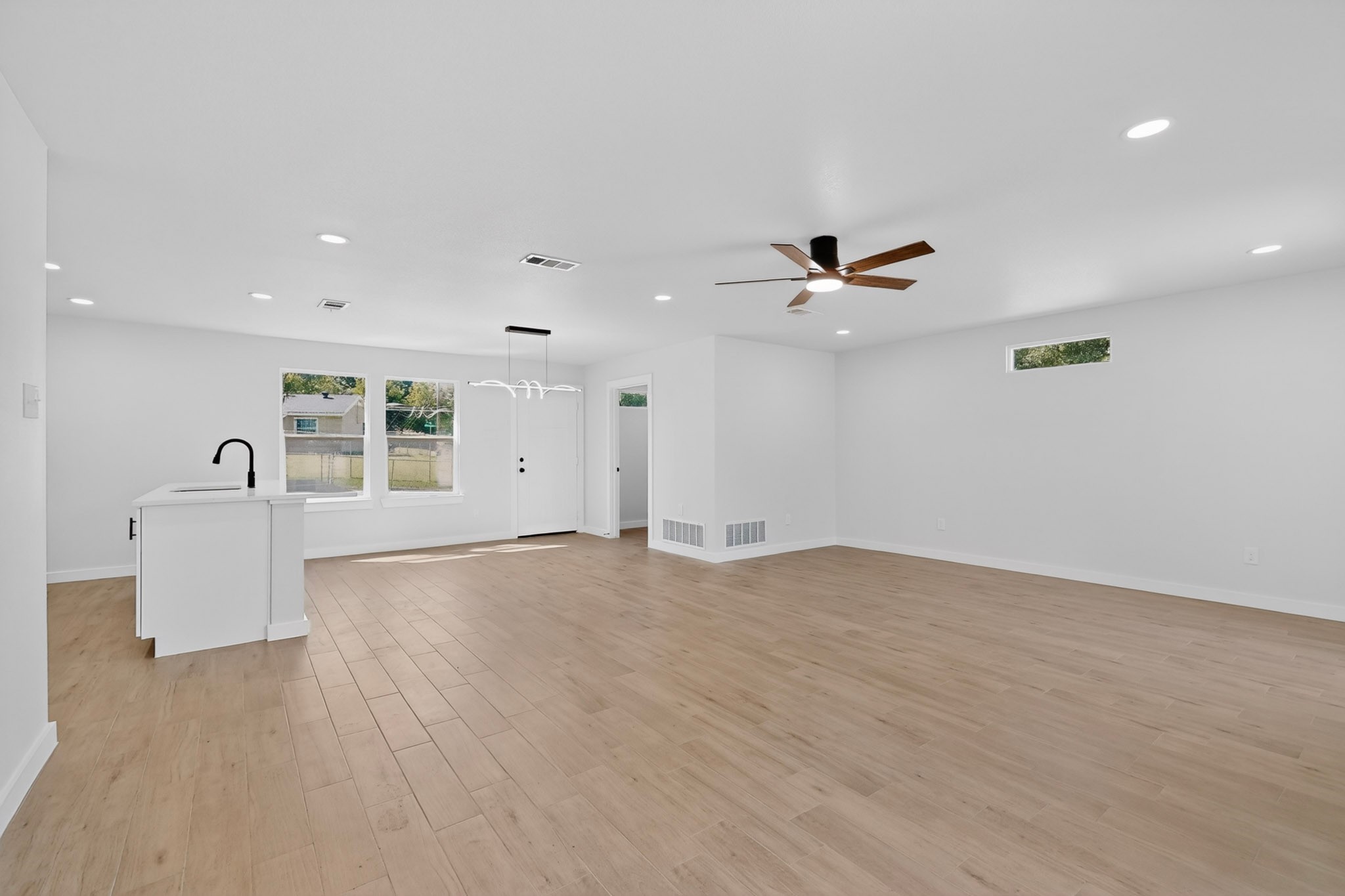 3853 Happy Canyon Drive Dallas TX 75241