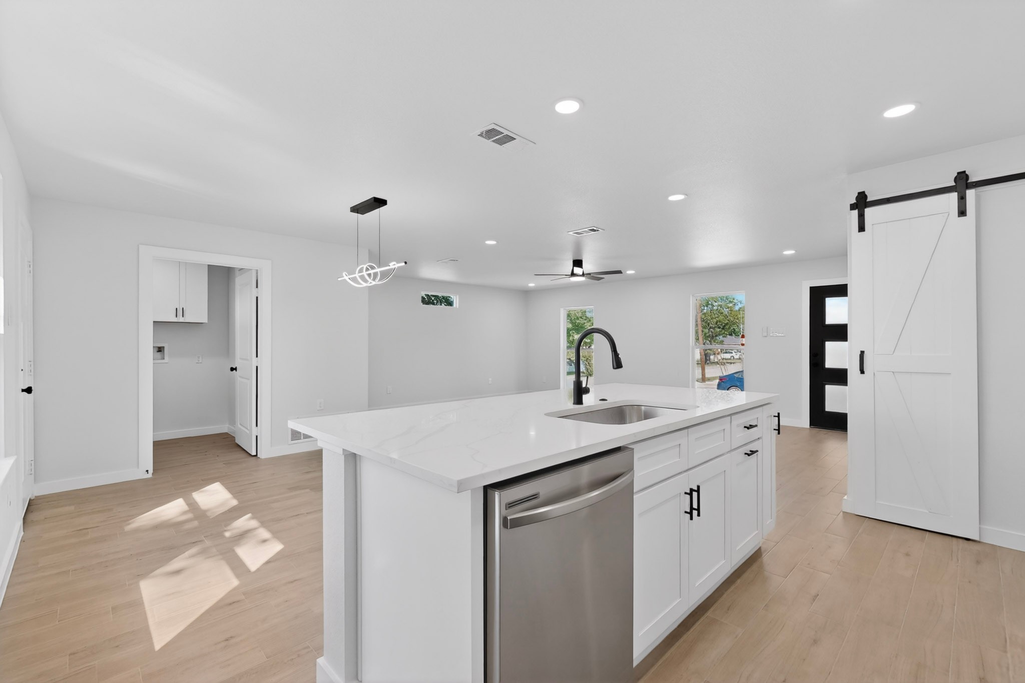 3853 Happy Canyon Drive Dallas TX 75241