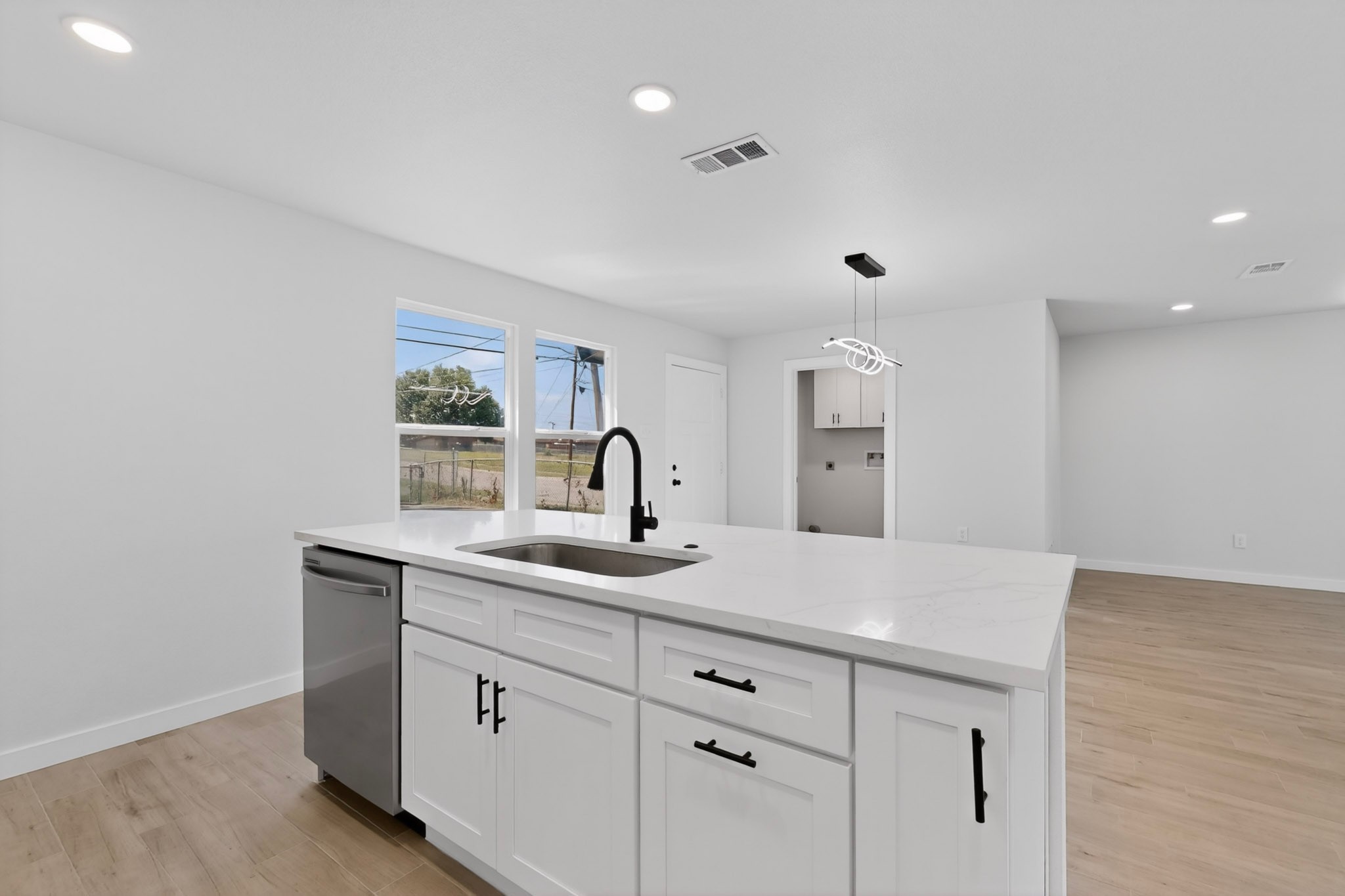 3853 Happy Canyon Drive Dallas TX 75241