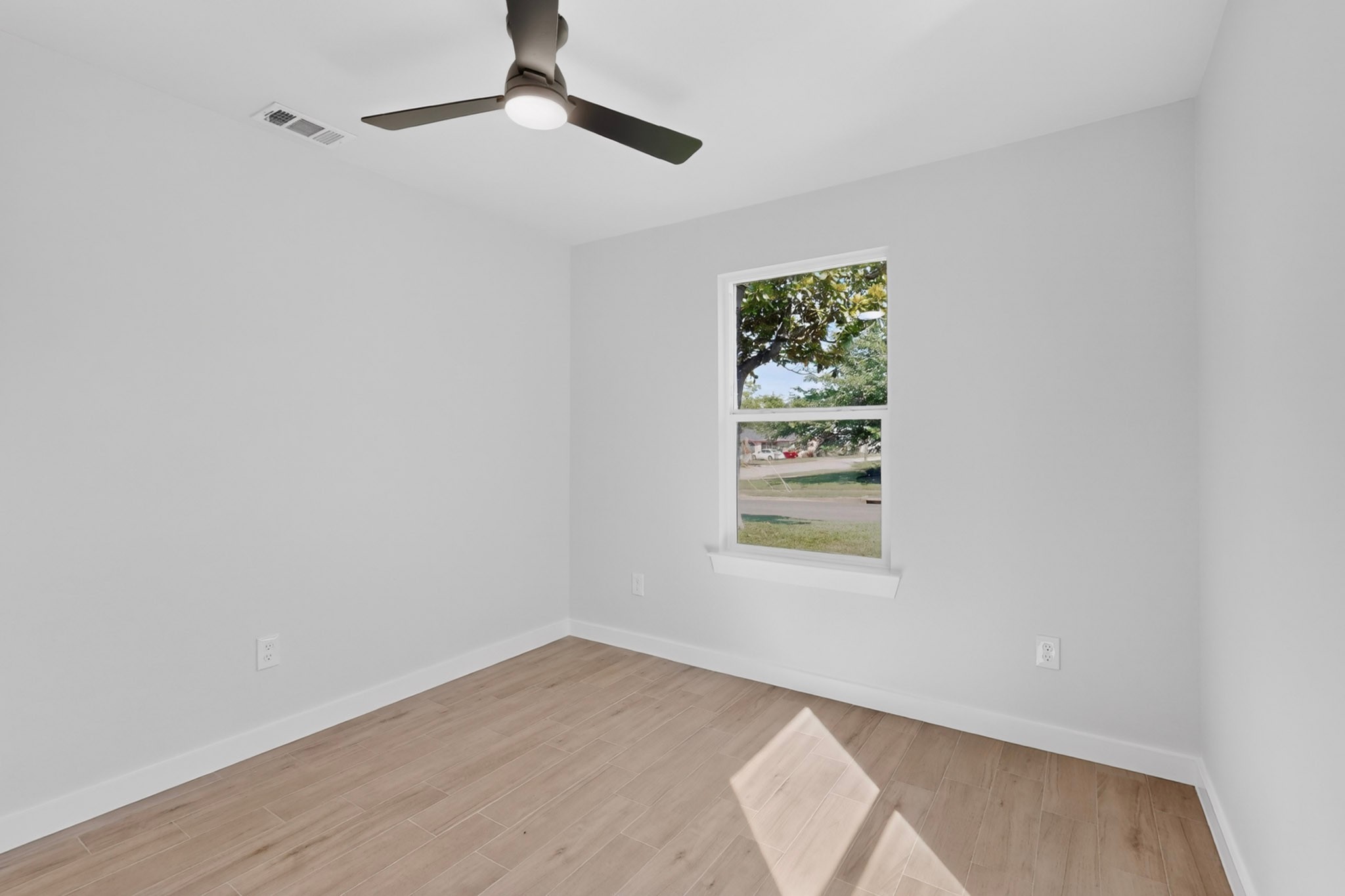 3853 Happy Canyon Drive Dallas TX 75241
