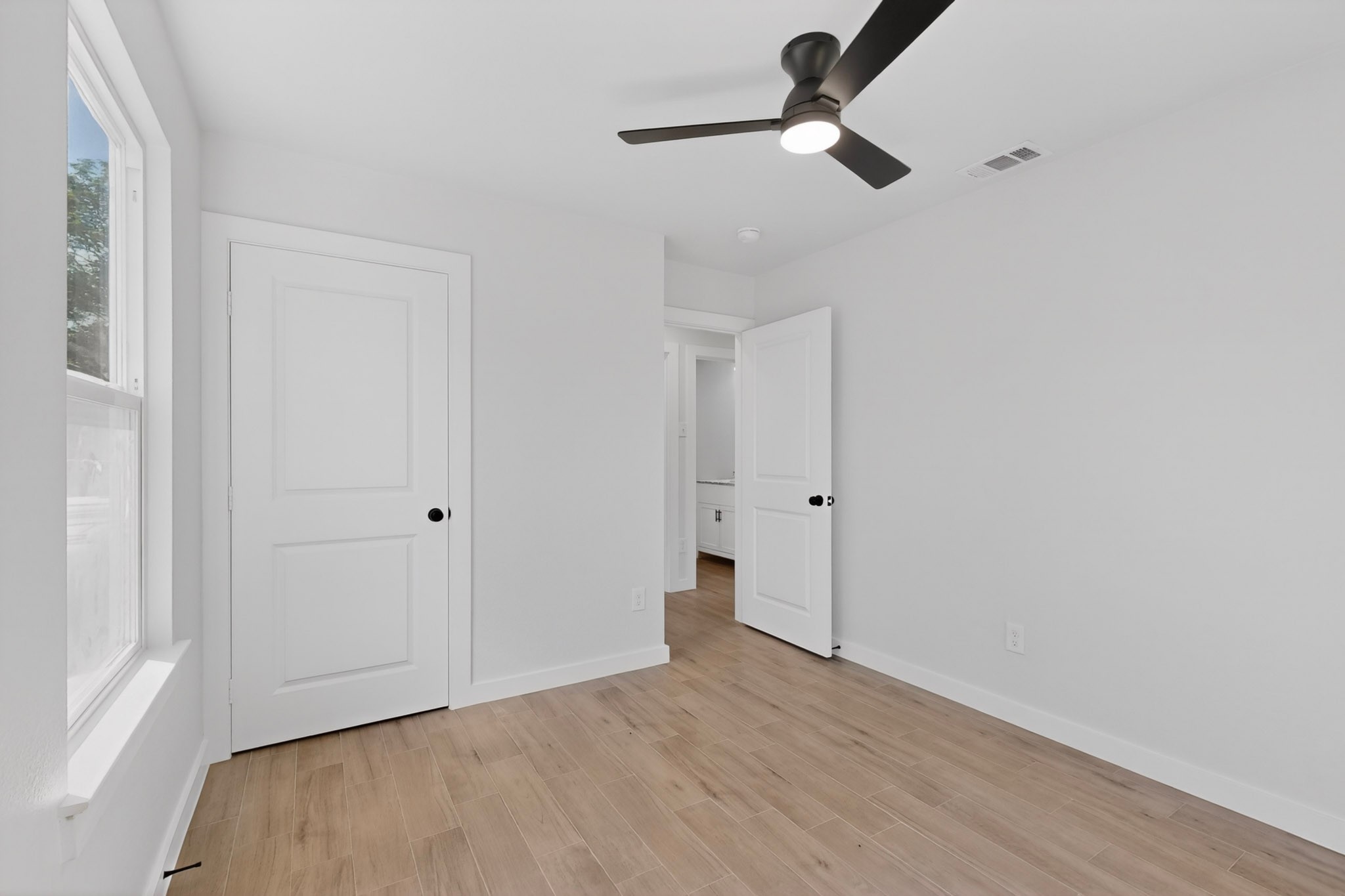 3853 Happy Canyon Drive Dallas TX 75241