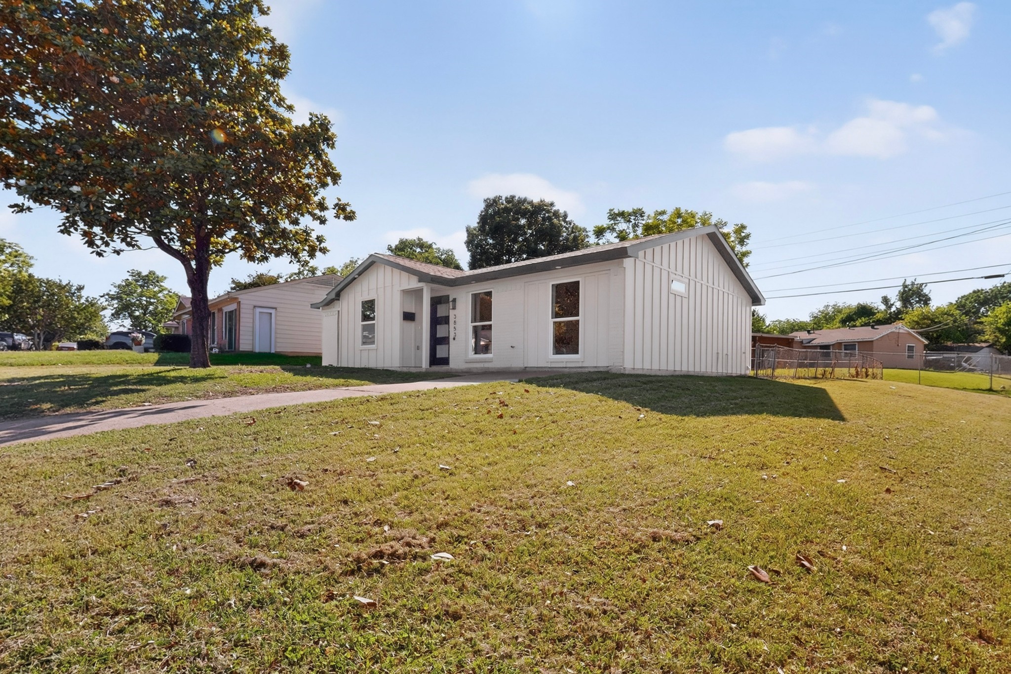 3853 Happy Canyon Drive Dallas TX 75241