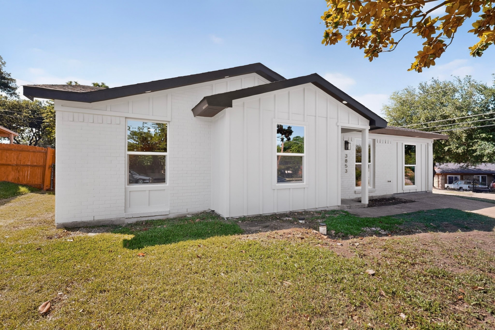 3853 Happy Canyon Drive Dallas TX 75241