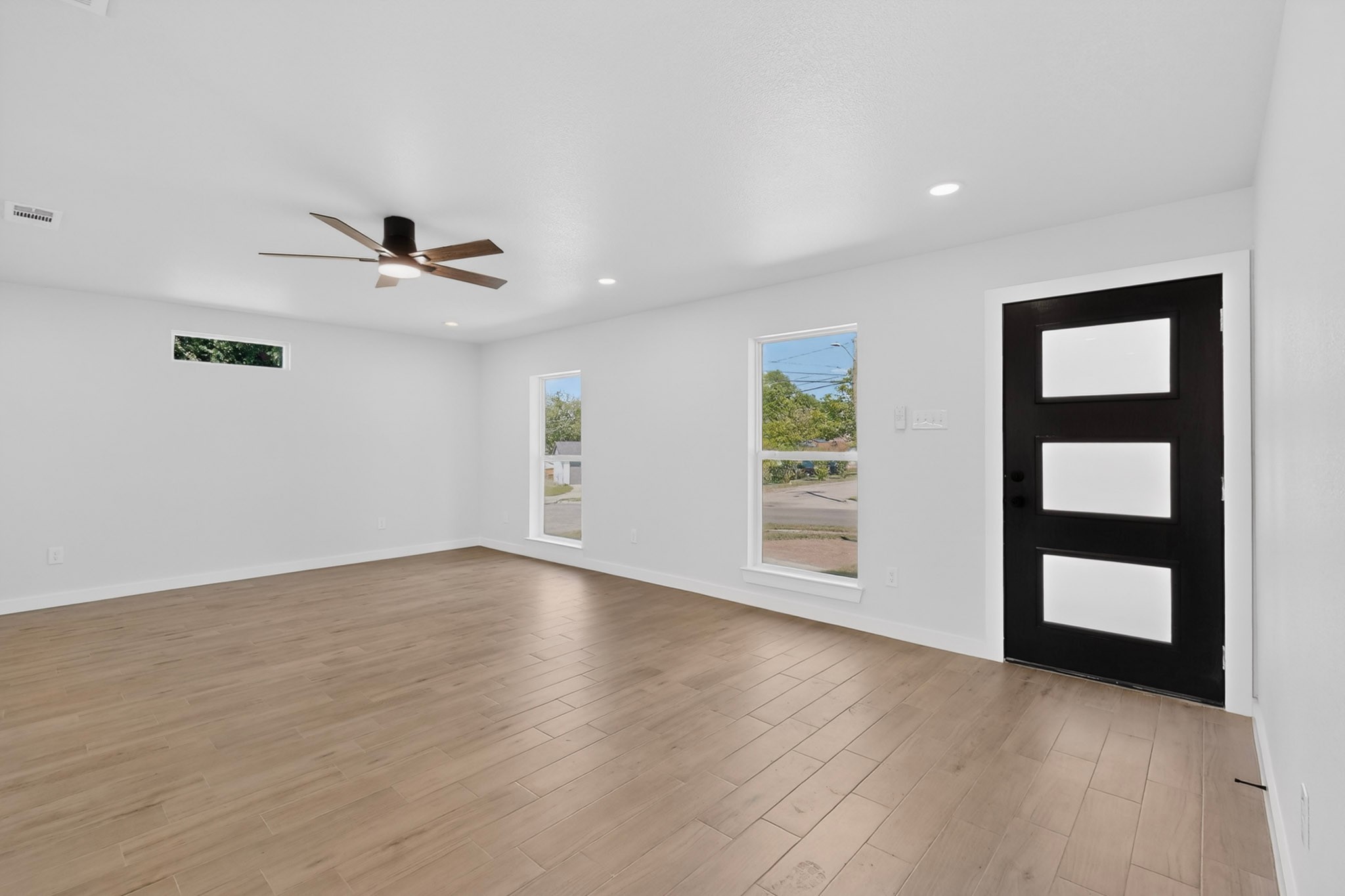 3853 Happy Canyon Drive Dallas TX 75241