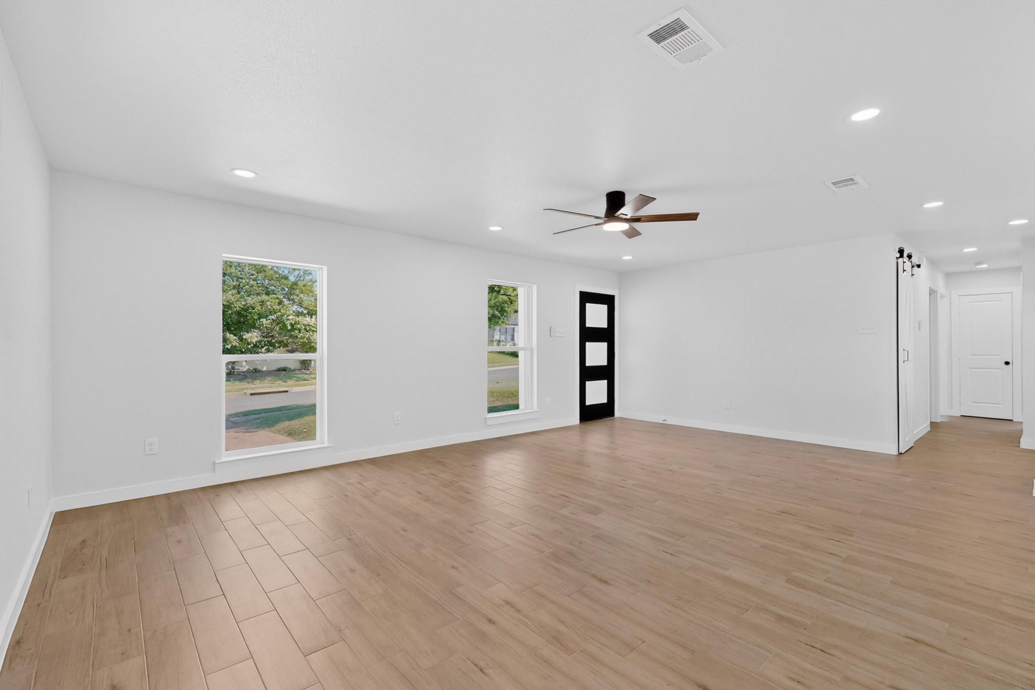 3853 Happy Canyon Drive Dallas TX 75241