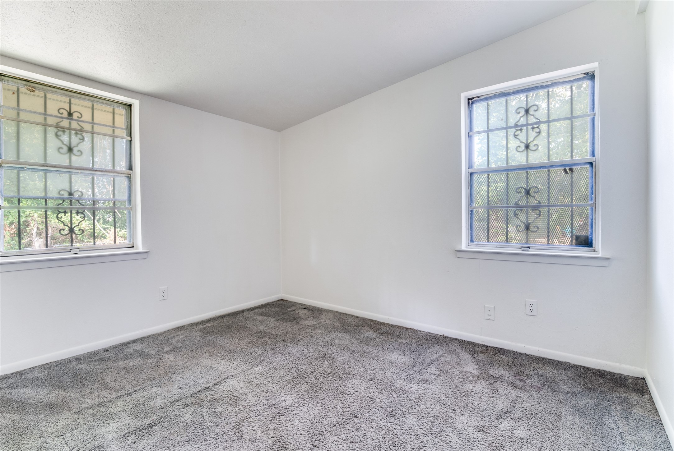 612 Henderson Circle Garland TX 75040