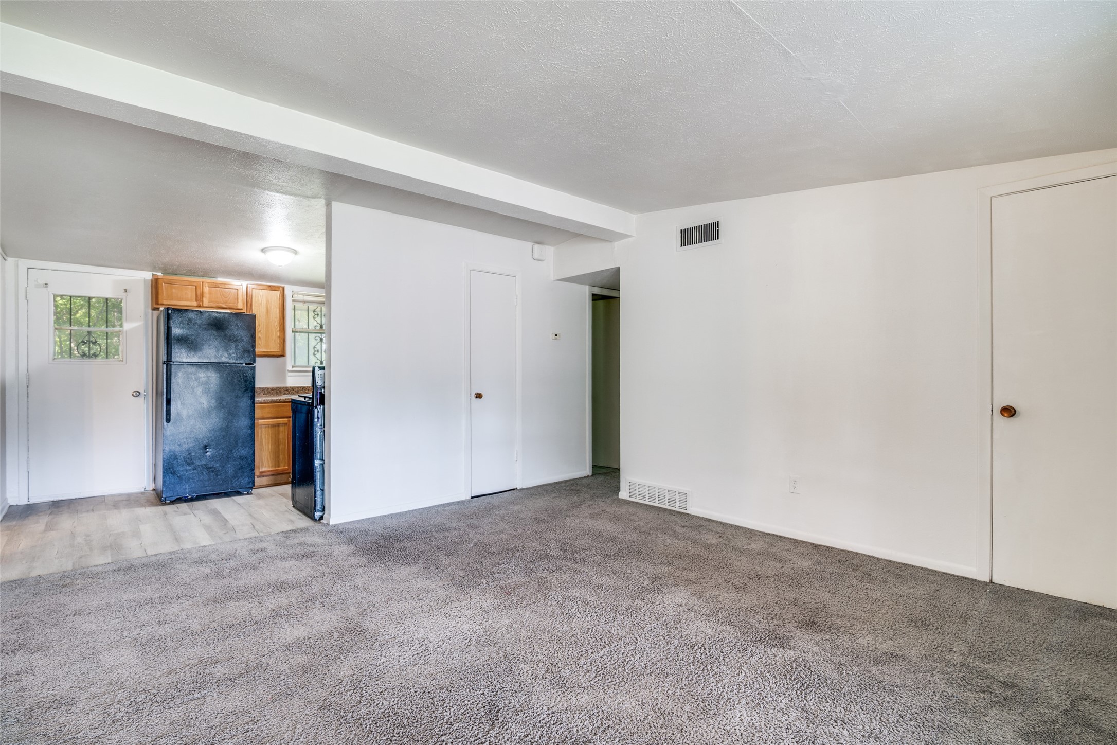 612 Henderson Circle Garland TX 75040