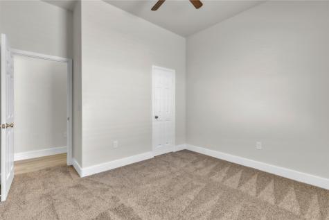 407 Henderson Street Bonham TX 75418
