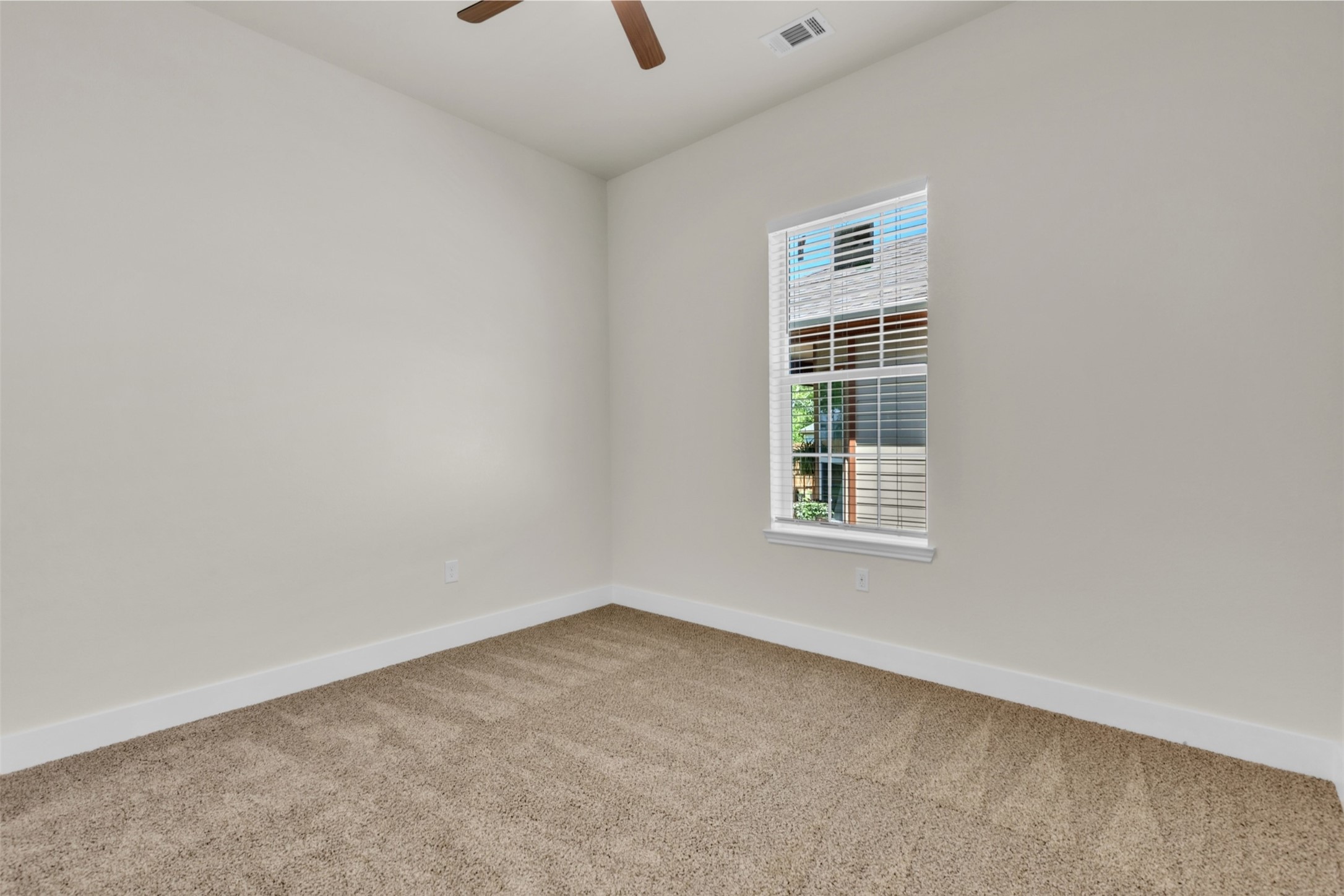407 Henderson Street Bonham TX 75418
