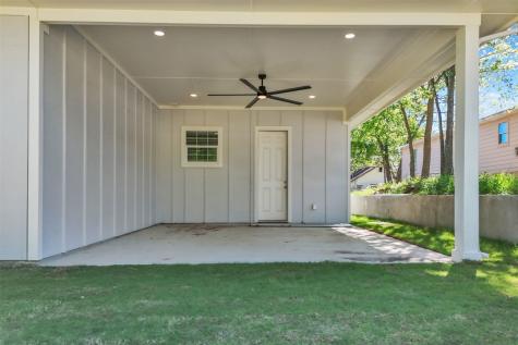 407 Henderson Street Bonham TX 75418