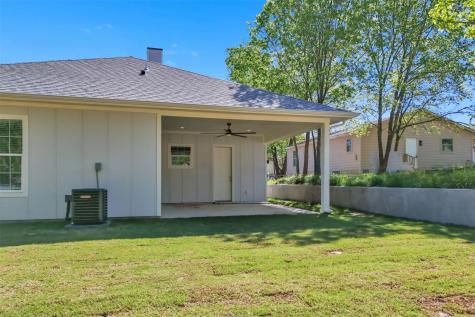 407 Henderson Street Bonham TX 75418