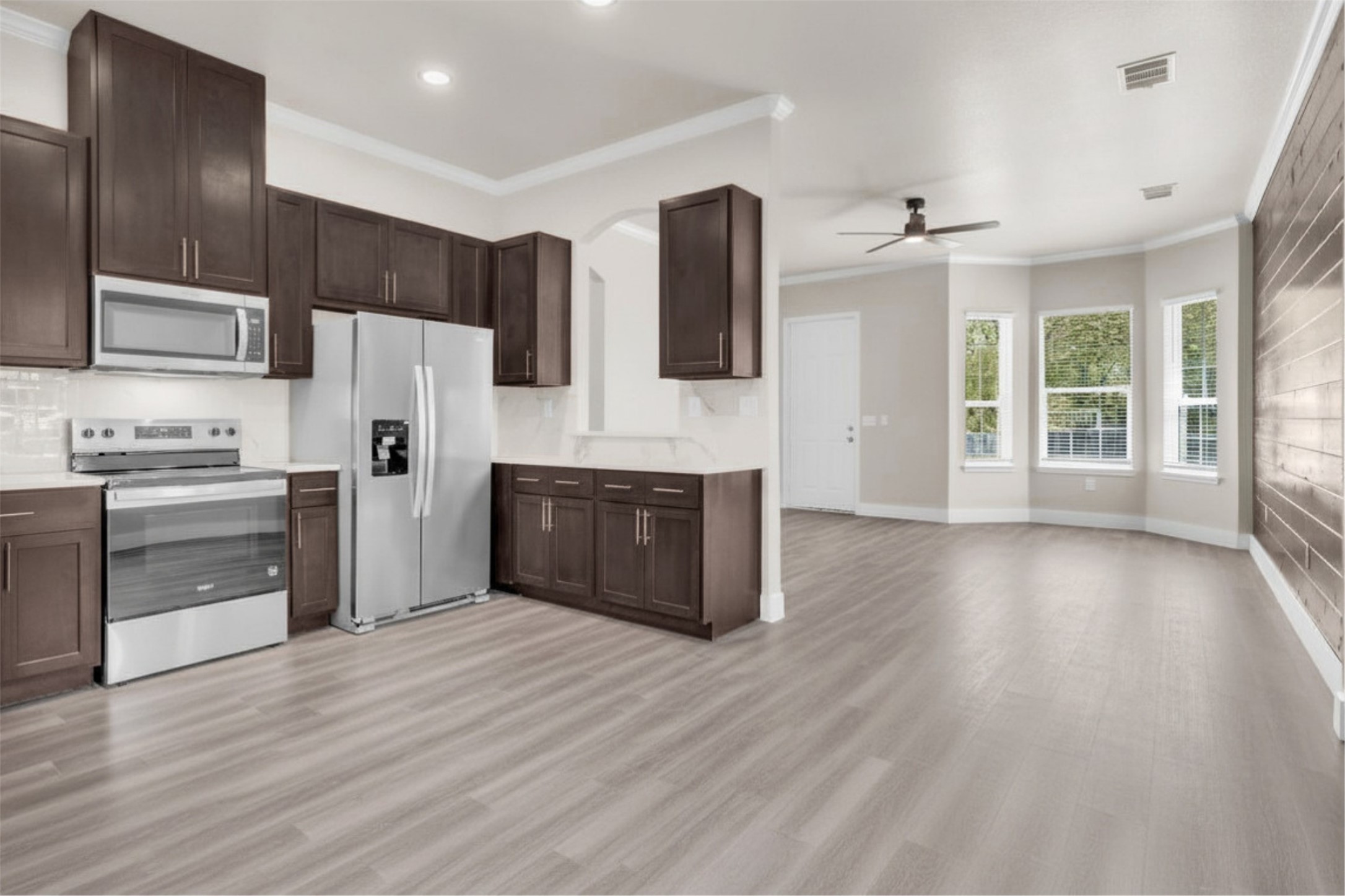 407 Henderson Street Bonham TX 75418