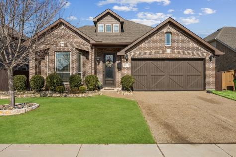 1713 Emerald Tree Place Aubrey TX 76227