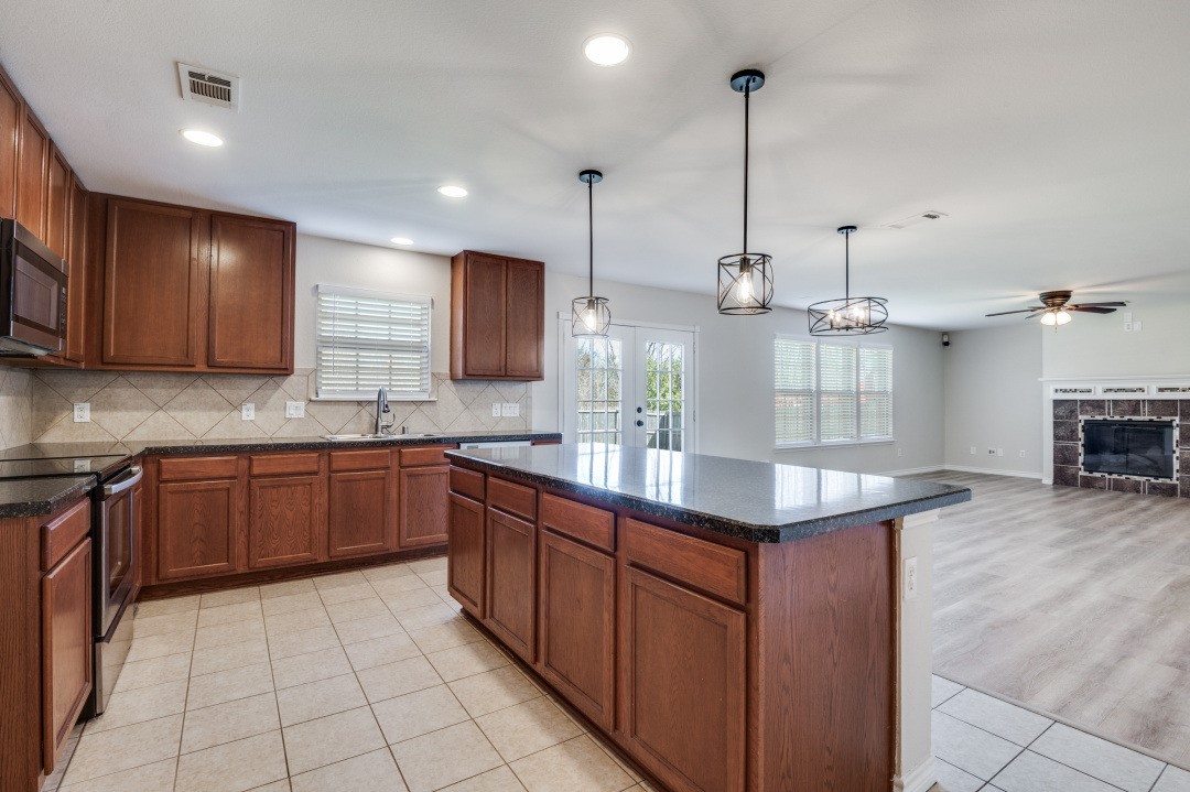 1306 Newton Drive Cedar Hill TX 75104