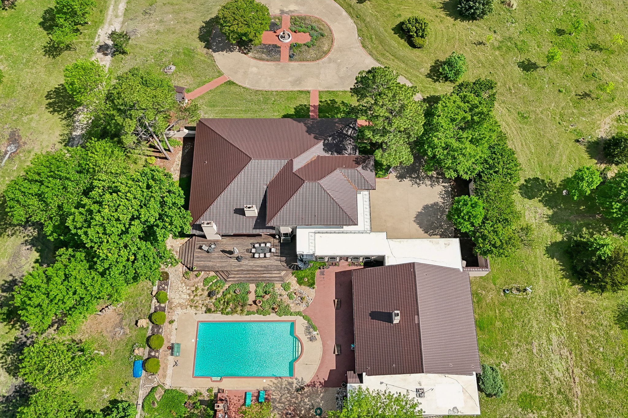 1000 English Road Rockwall TX 75032