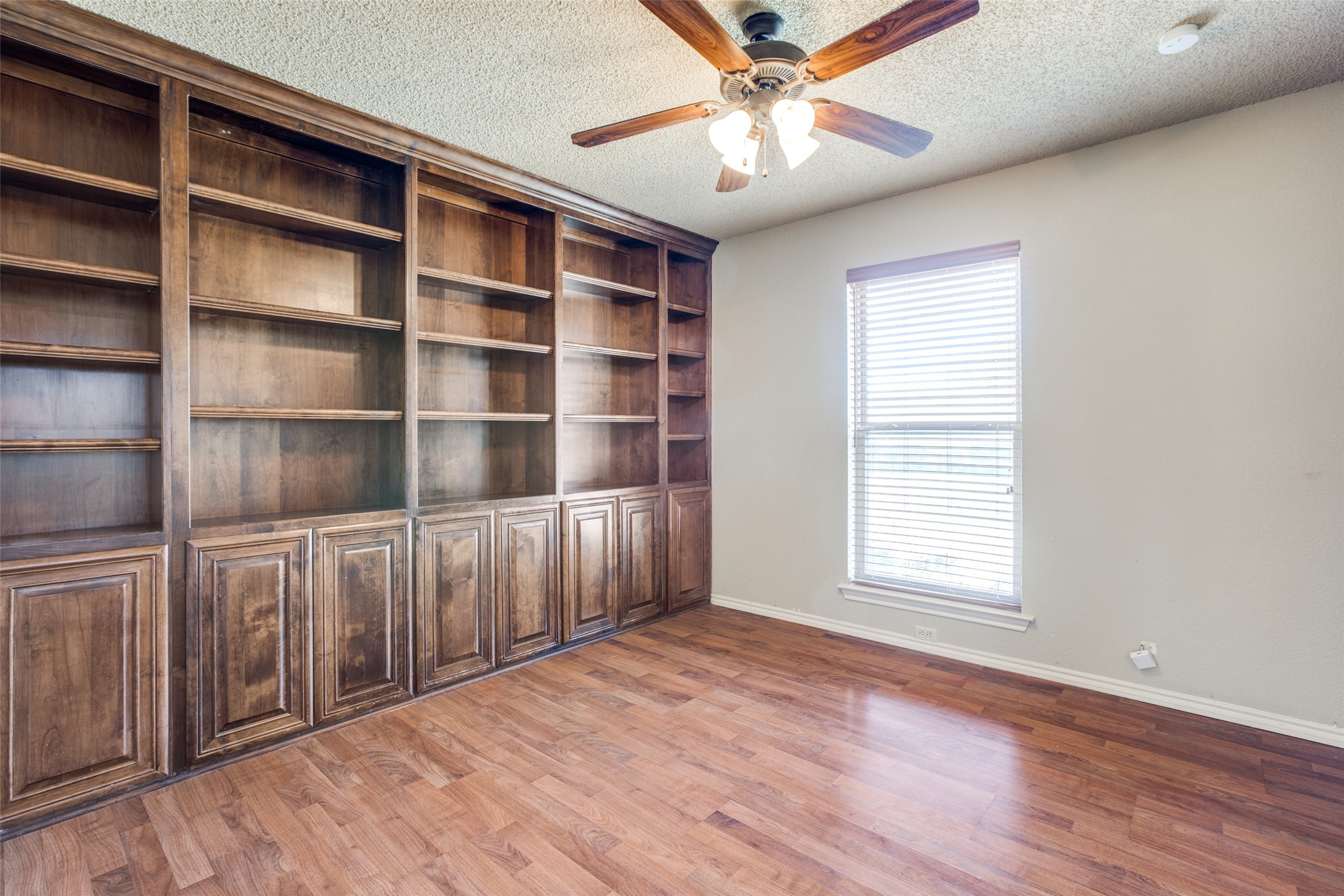 3202 Ridge Oak Drive Garland TX 75044