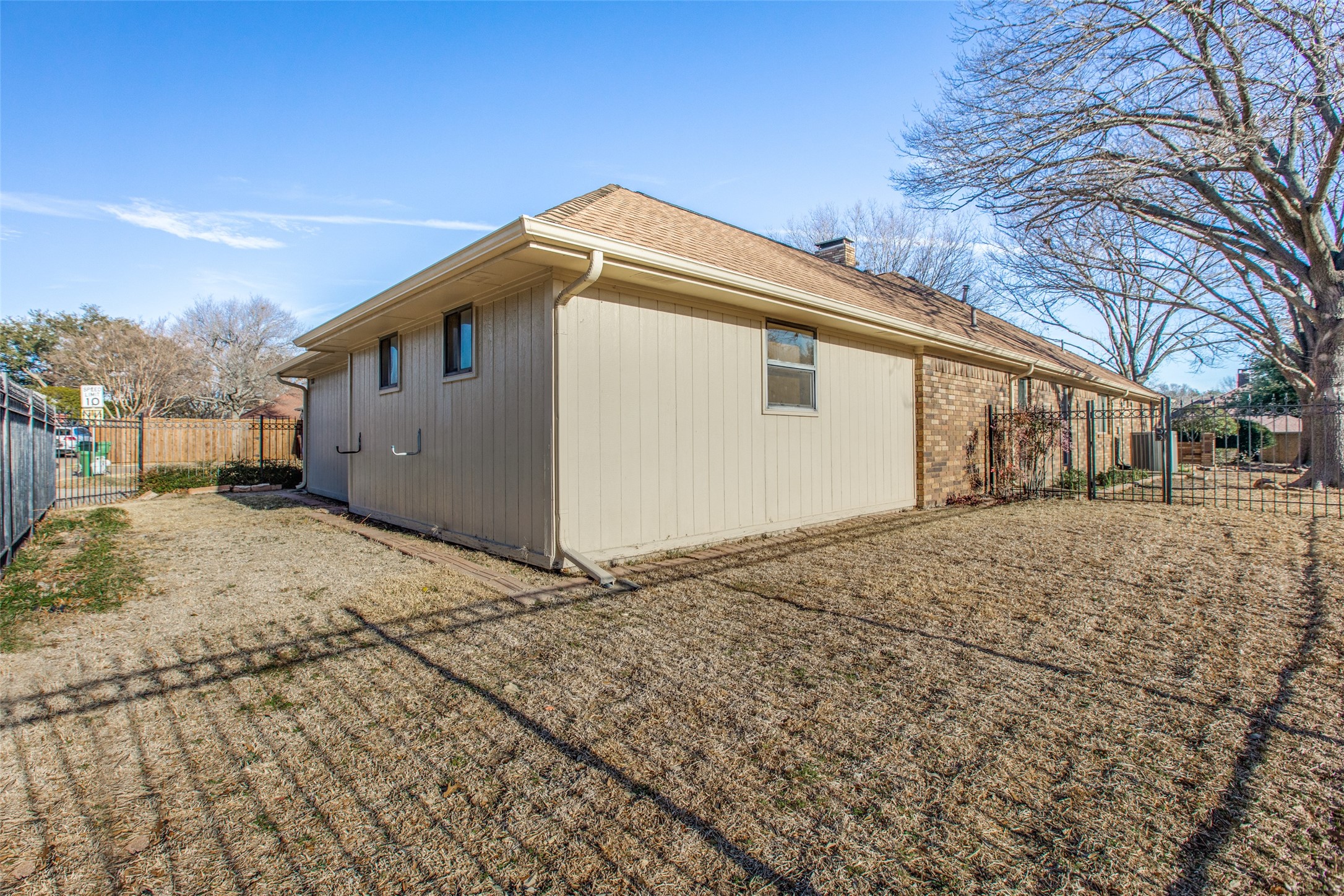 3202 Ridge Oak Drive Garland TX 75044