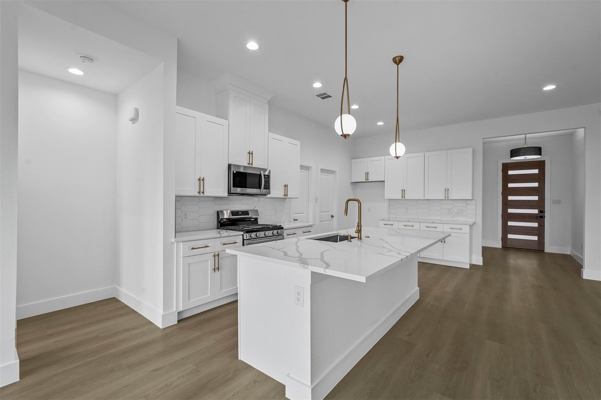 1004 Saint Matthew Circle Royse City TX 75189