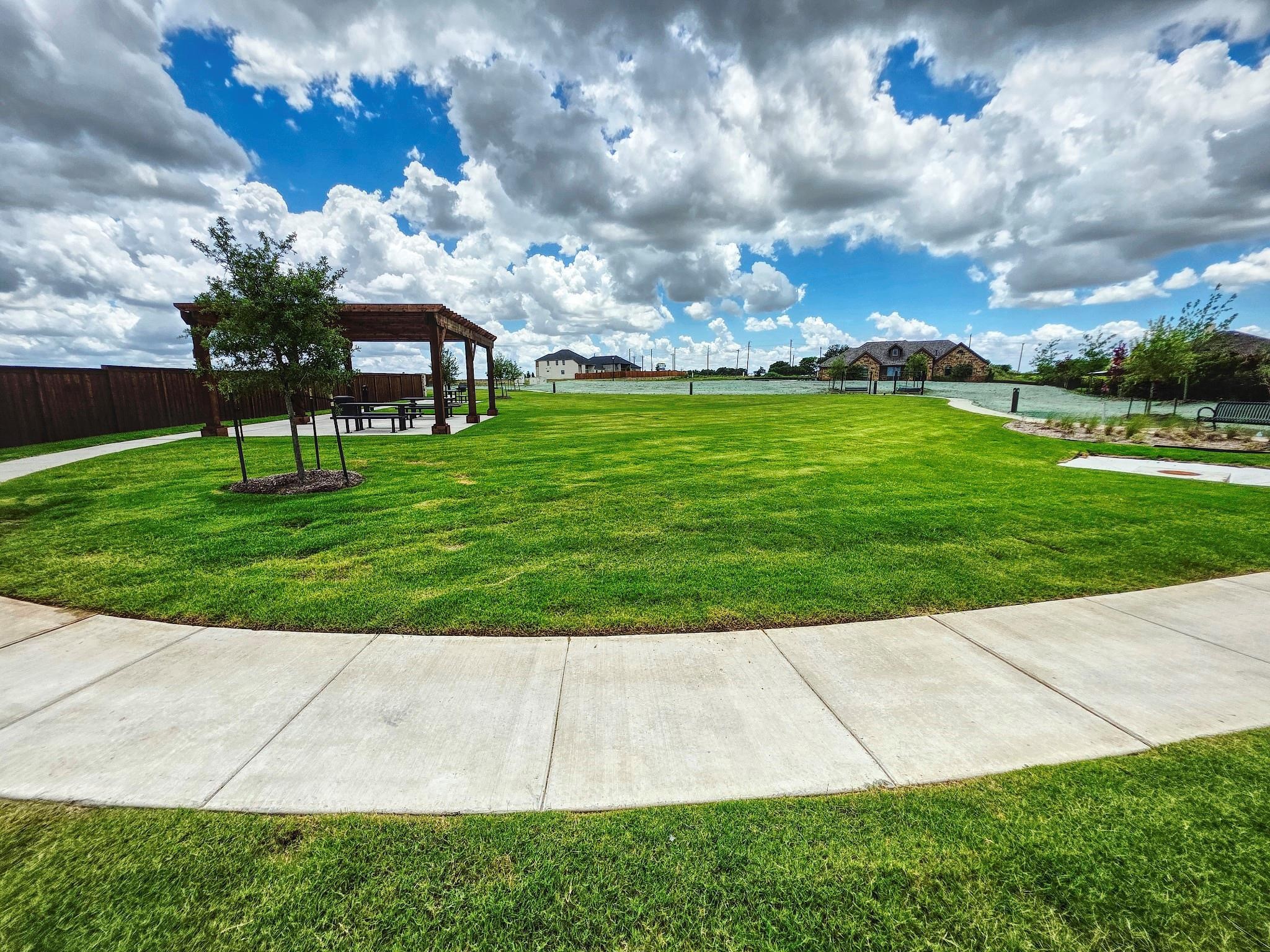 1004 Saint Matthew Circle Royse City TX 75189