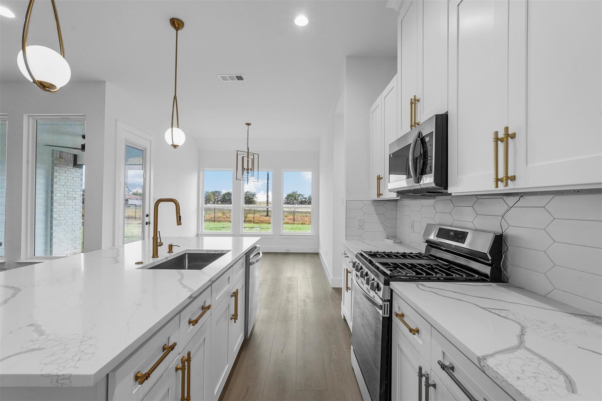 1004 Saint Matthew Circle Royse City TX 75189