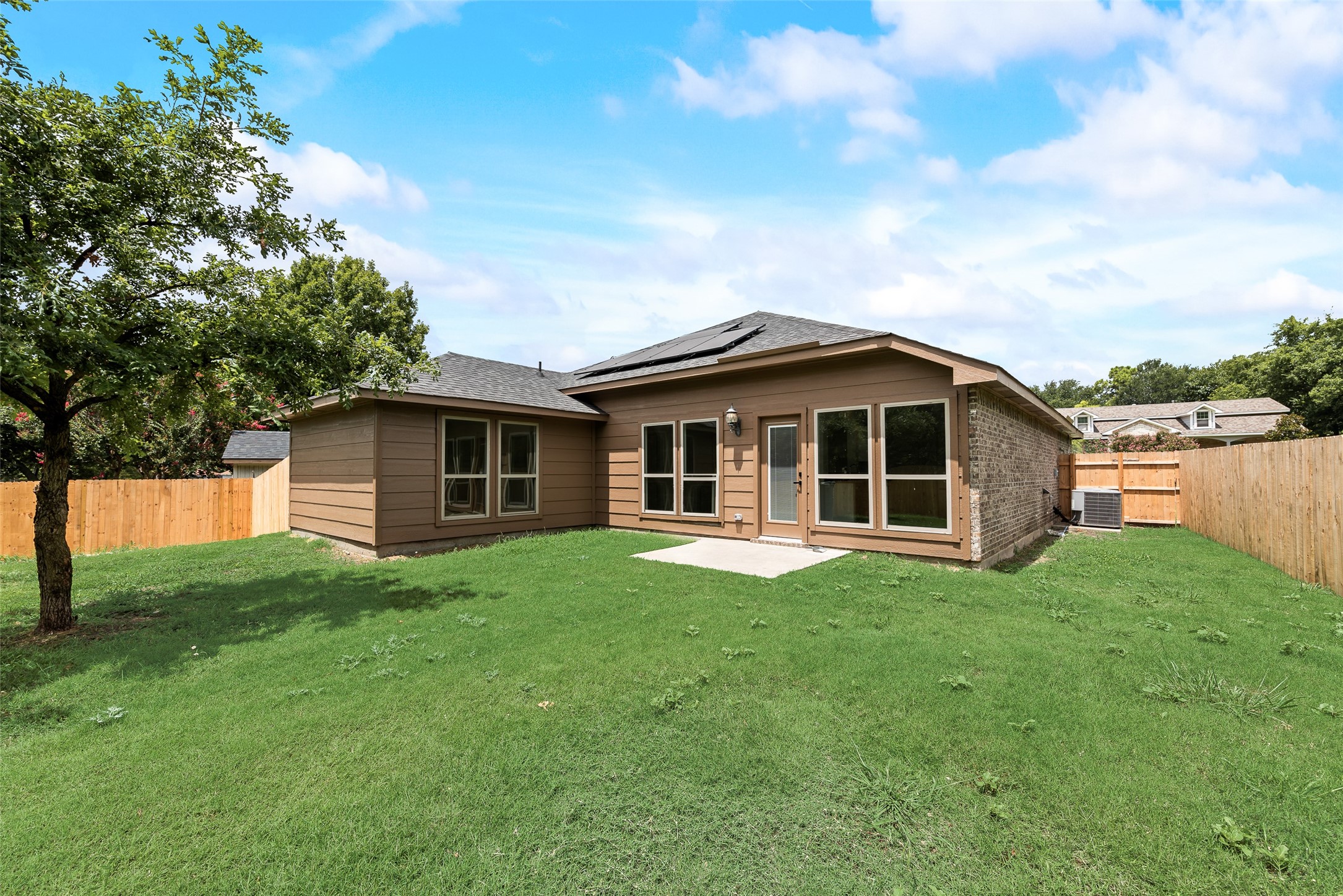 2718 Mossglen Drive Dallas TX 75227