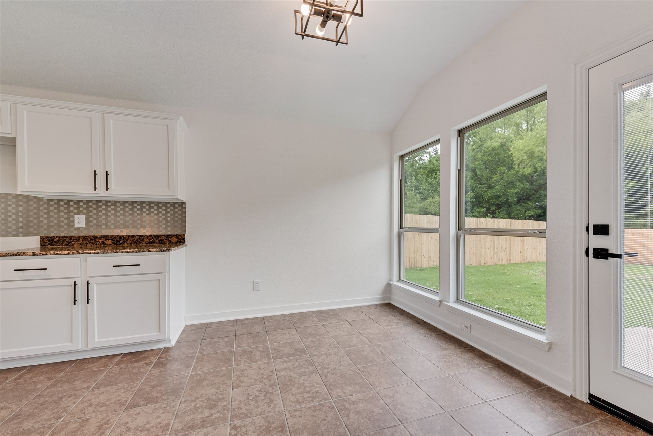 2718 Mossglen Drive Dallas TX 75227