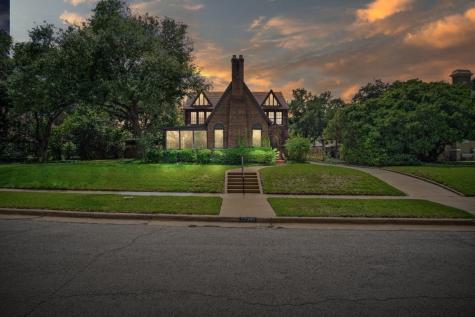 2336 Medford Court E Fort Worth TX 76109