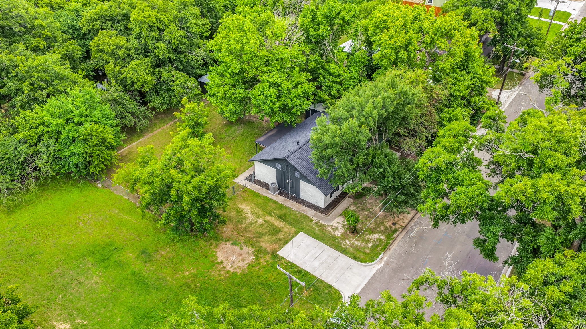 307 S Walnut Street Weatherford TX 76086