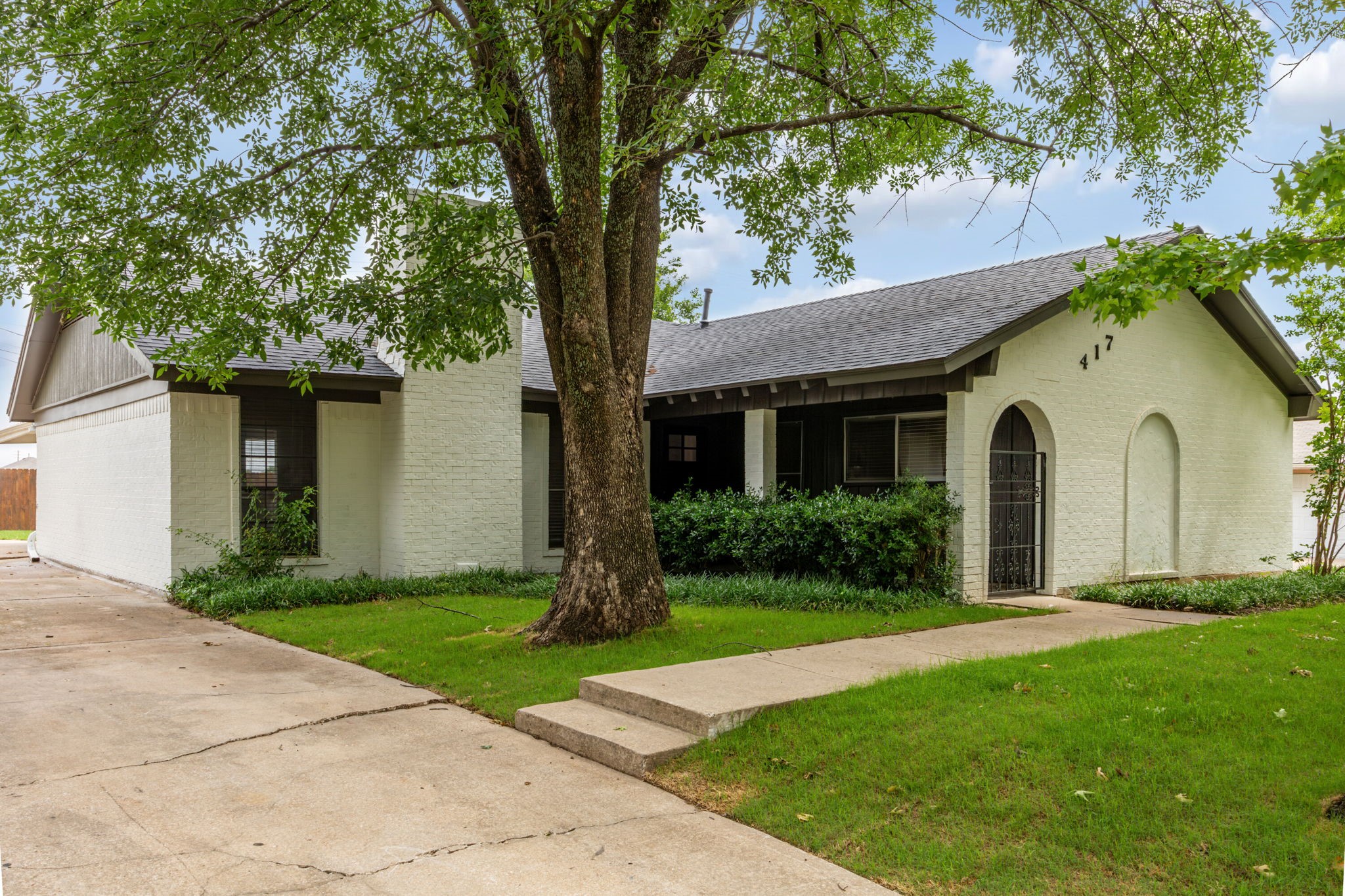 417 Oxford Drive Sherman TX 75092