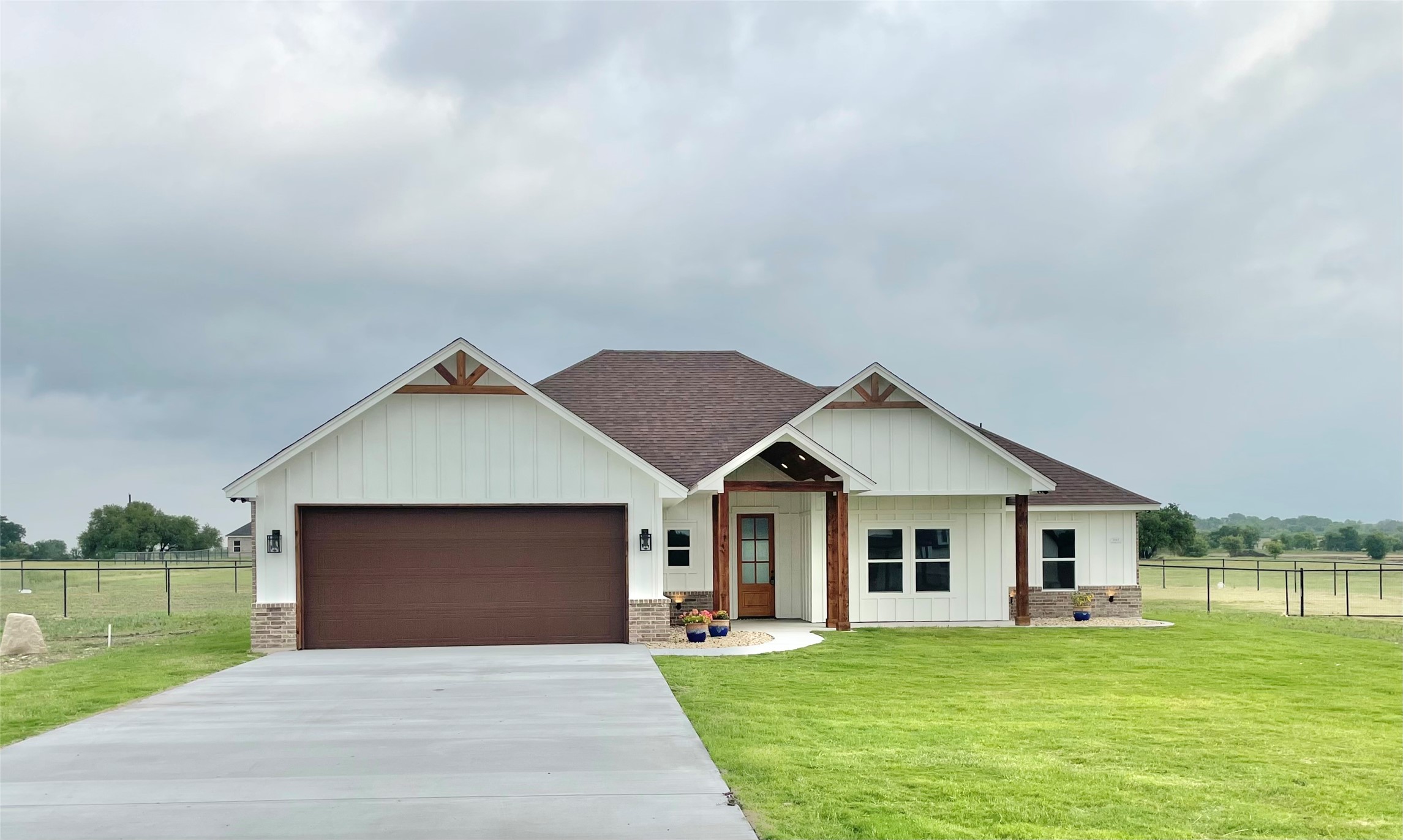 1017 Sabrina Court Weatherford TX 76085