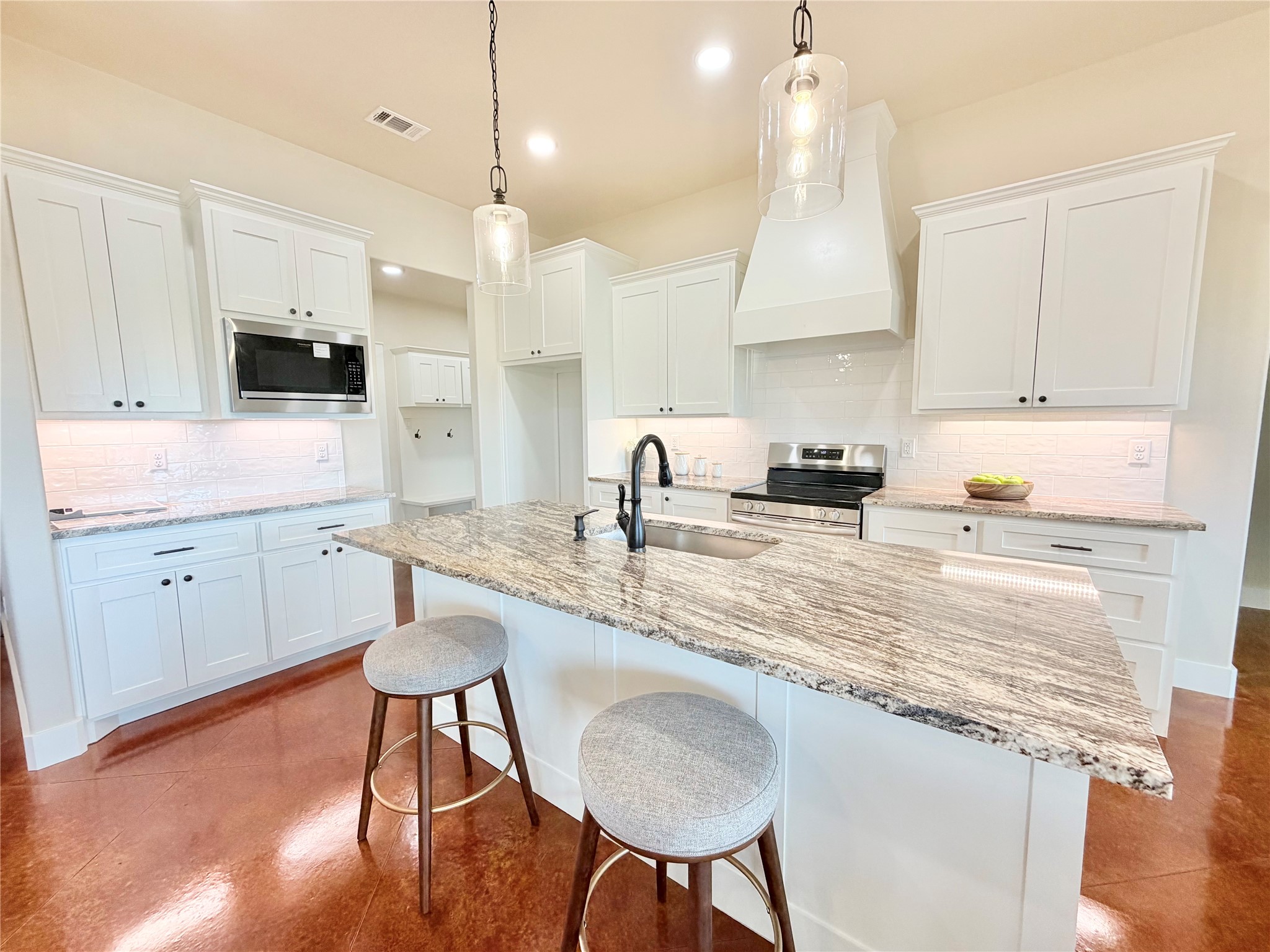 1017 Sabrina Court Weatherford TX 76085