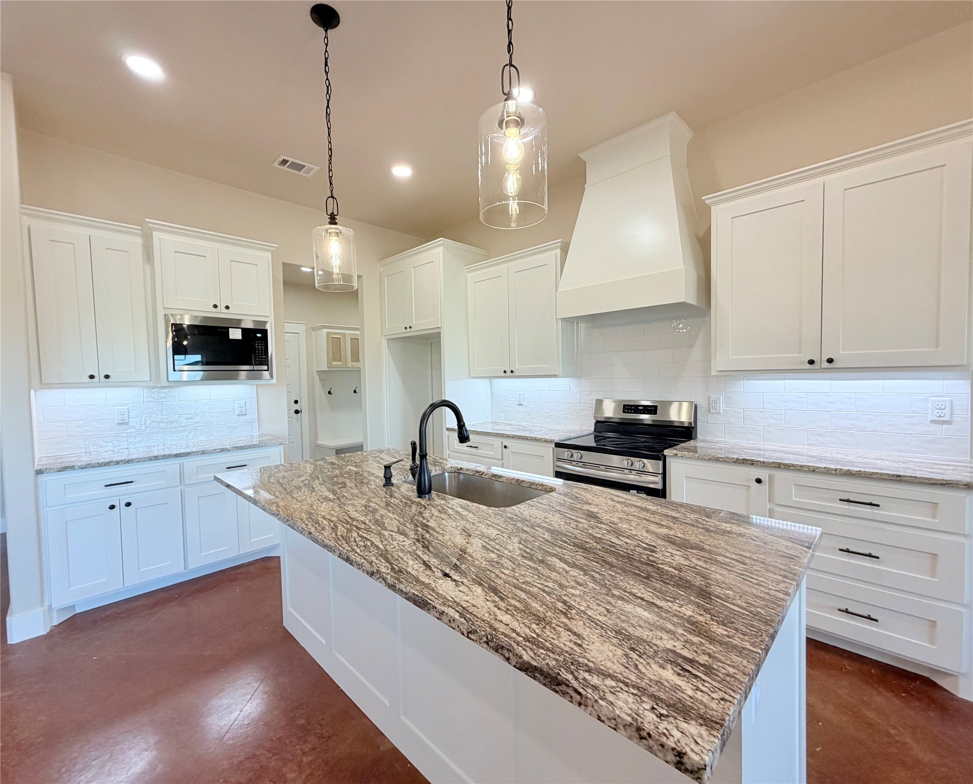 1017 Sabrina Court Weatherford TX 76085