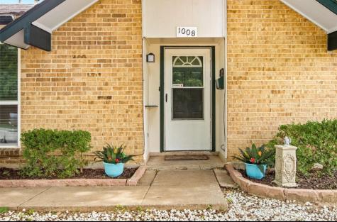 1008 Hillwood Drive Lewisville TX 75067