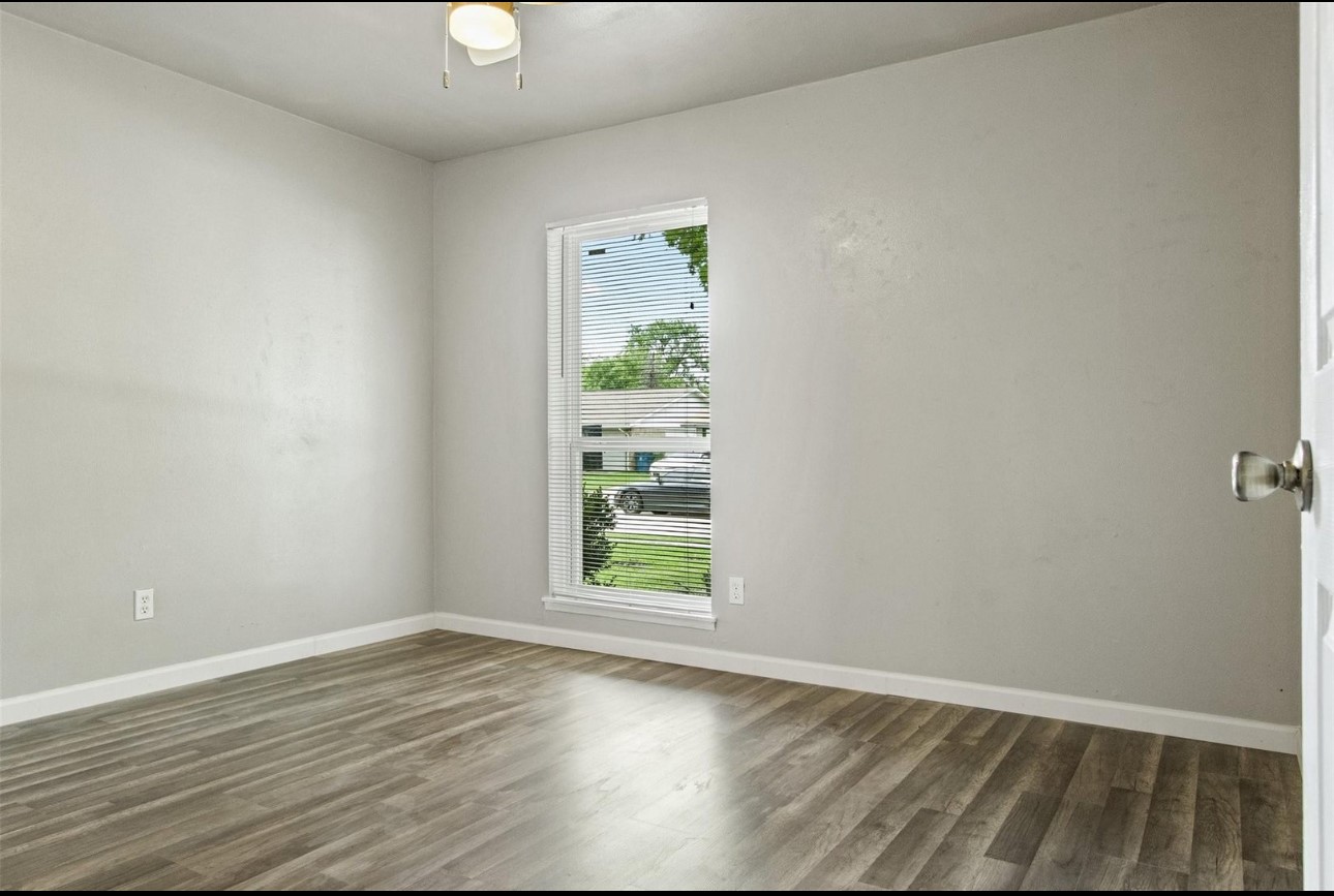 1008 Hillwood Drive Lewisville TX 75067