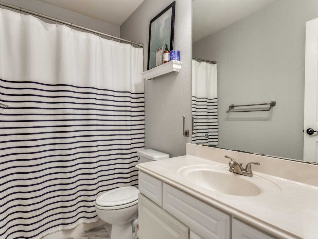 10505 Stonehill Drive Benbrook TX 76126