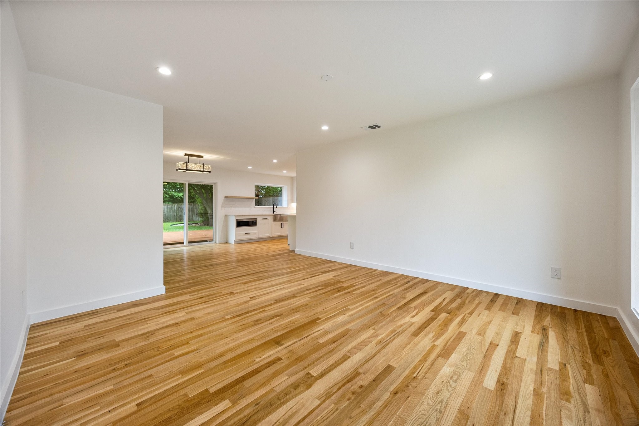 7039 Bucknell Drive Dallas TX 75214