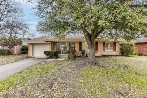 1905 Terry Drive Grand Prairie TX 75051