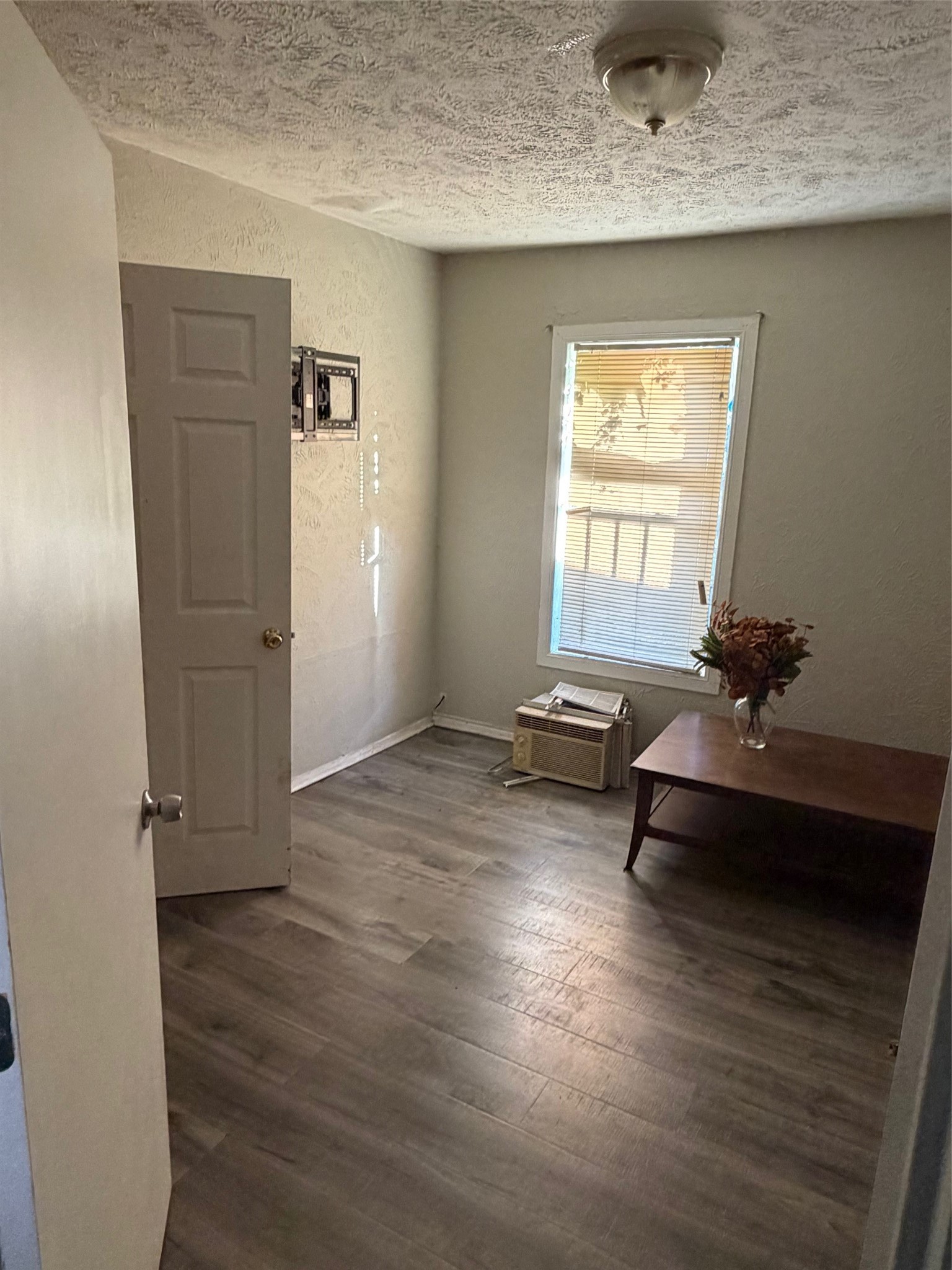 2738 Lawrence Street Dallas TX 75215