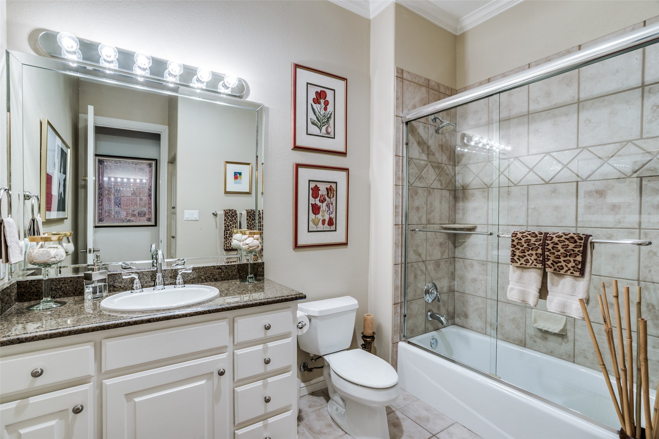 4209 Oak Park Court Fort Worth TX 76109
