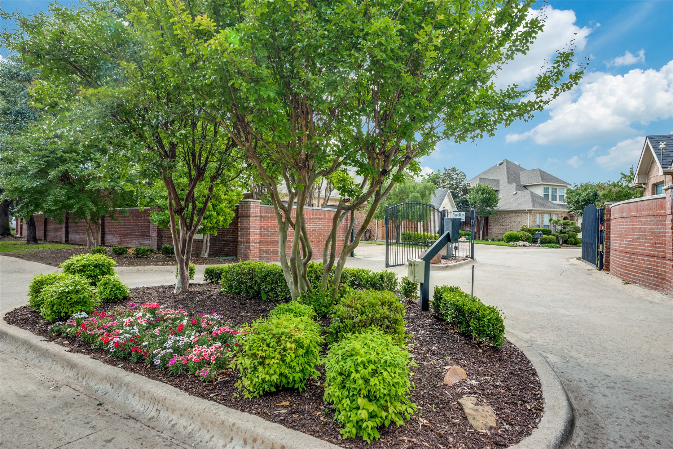 4209 Oak Park Court Fort Worth TX 76109