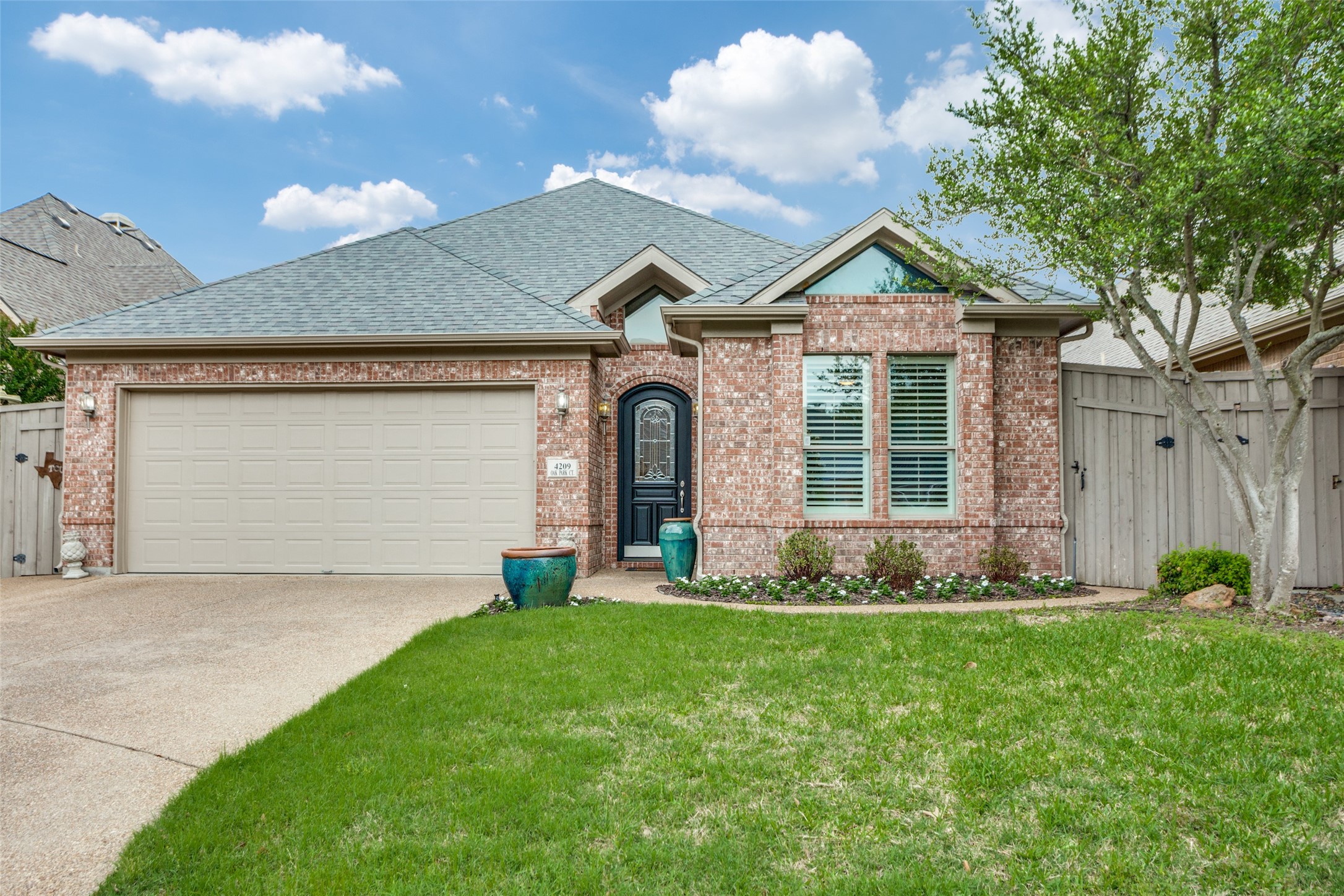 4209 Oak Park Court Fort Worth TX 76109